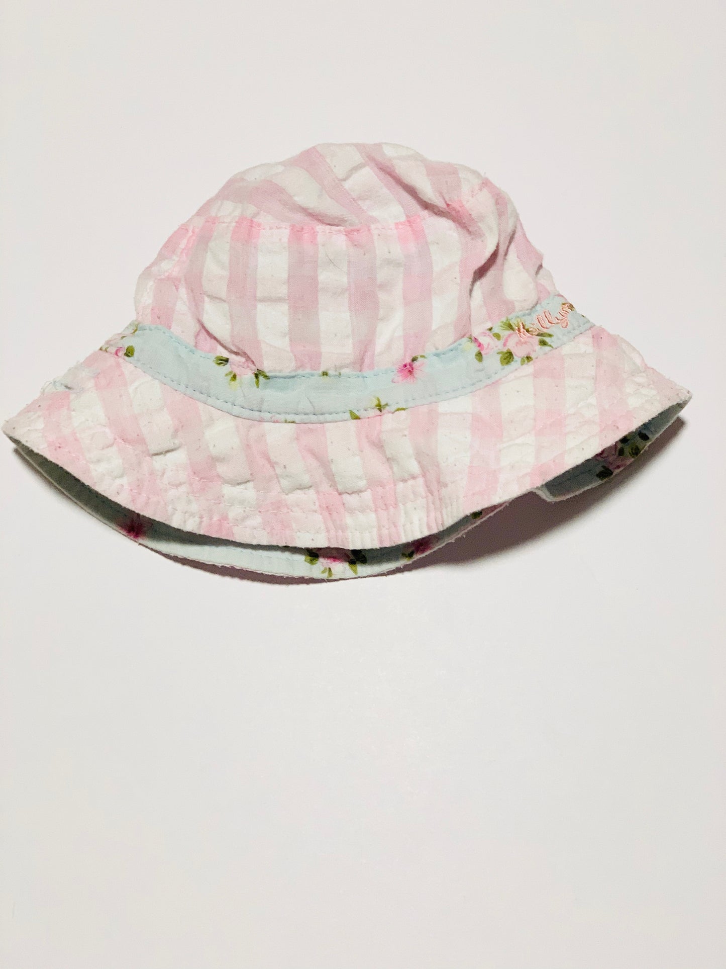 Floral reversible hat - Size 0-12 months