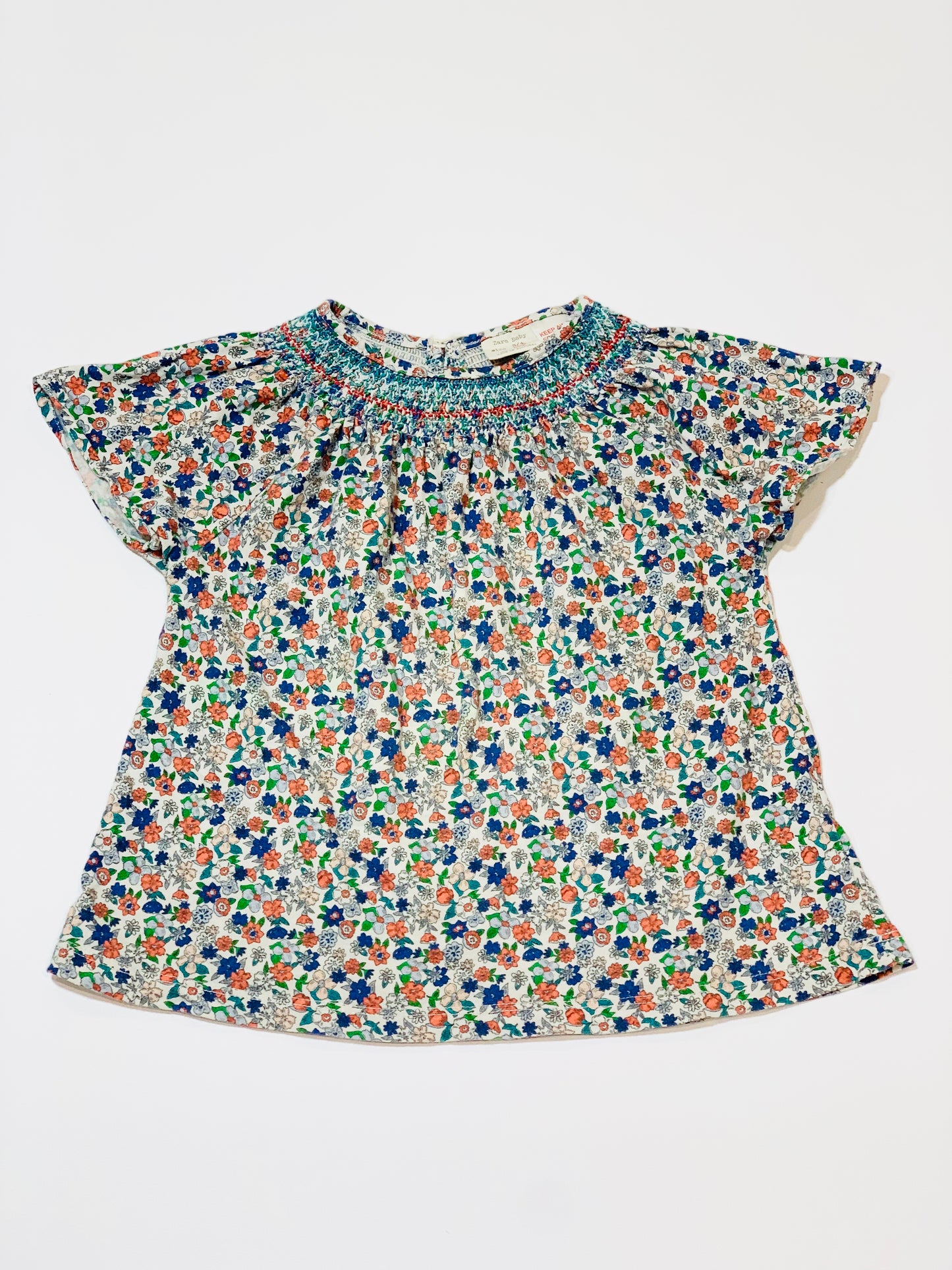 Smocked floral top - Size 3-4