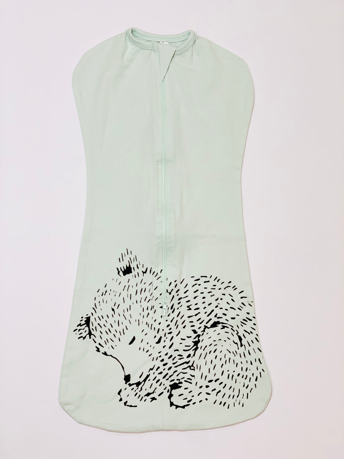 Green swaddle pouch - Size 0-3 months