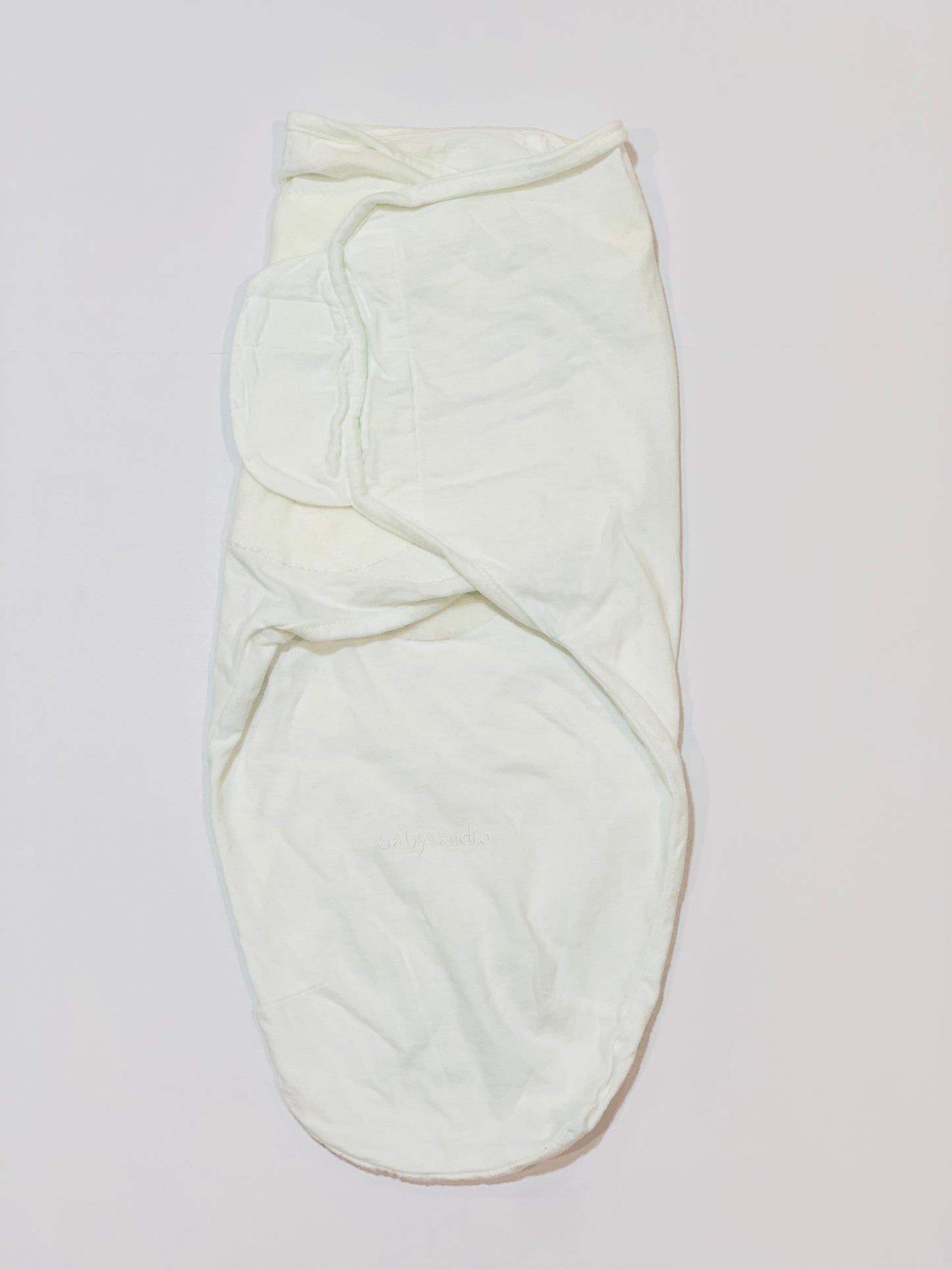White swaddle wrap - Size 0-3 months