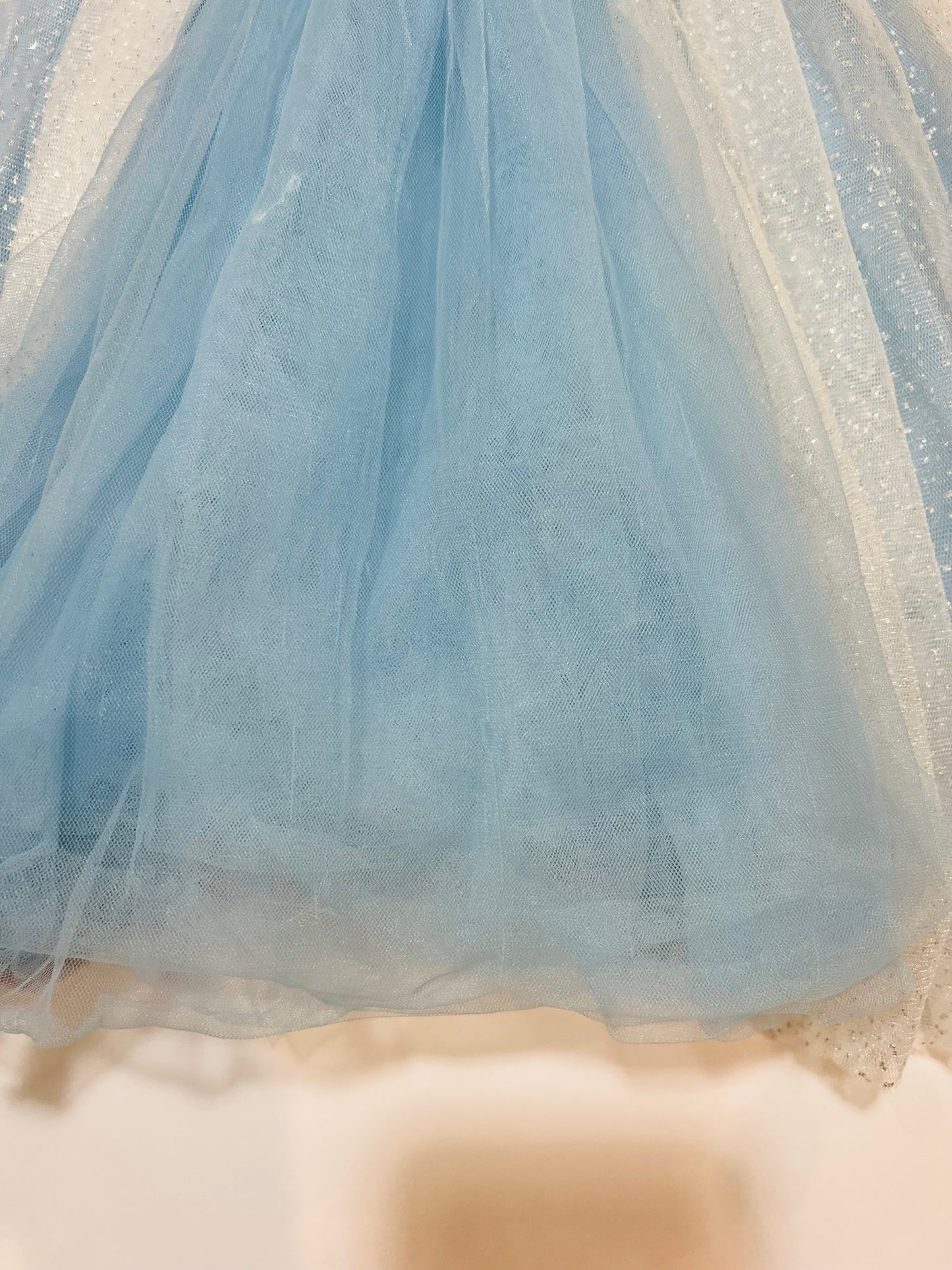 Elsa Flounce dress - Size 4