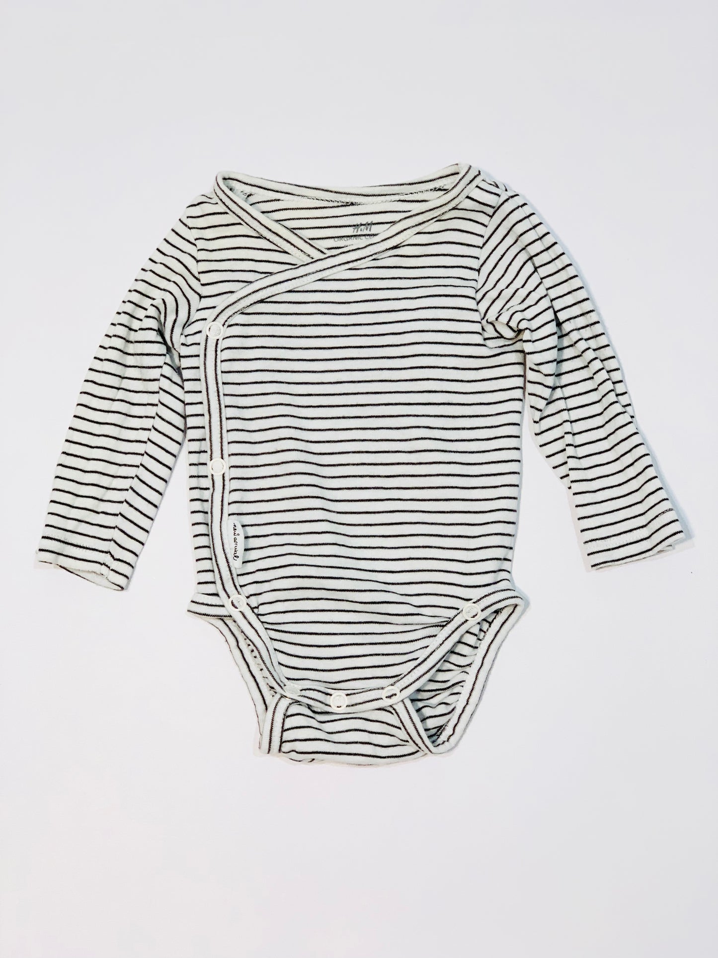 Cross-over bodysuit - Size 1-2 months