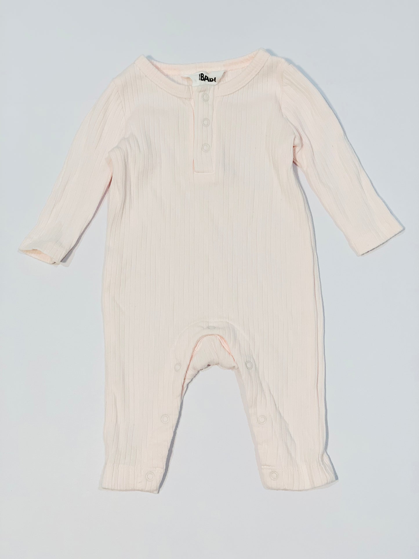 Pink ribbed onesie - Size 000