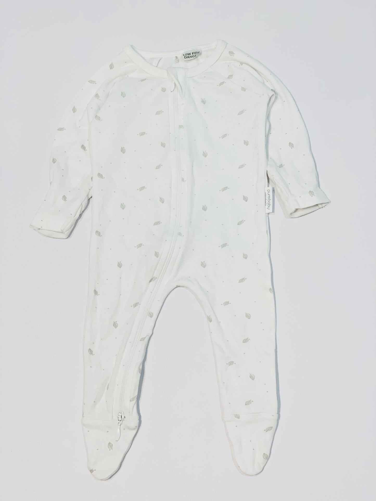Grey leaf onesie - Size 000
