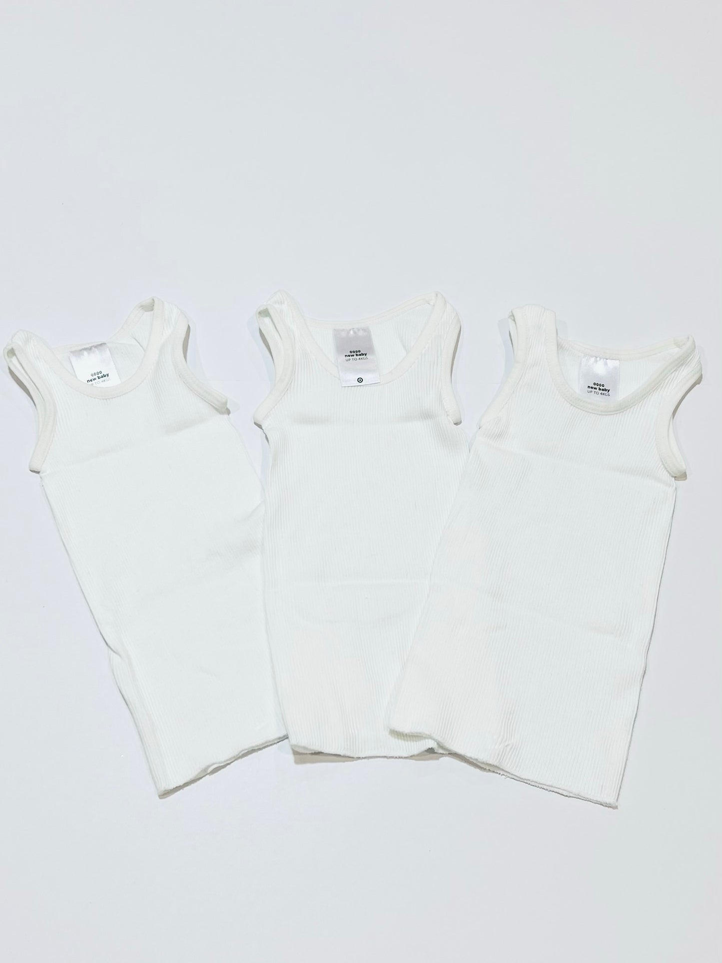 Ribbed singlet x 3 - Size 0000