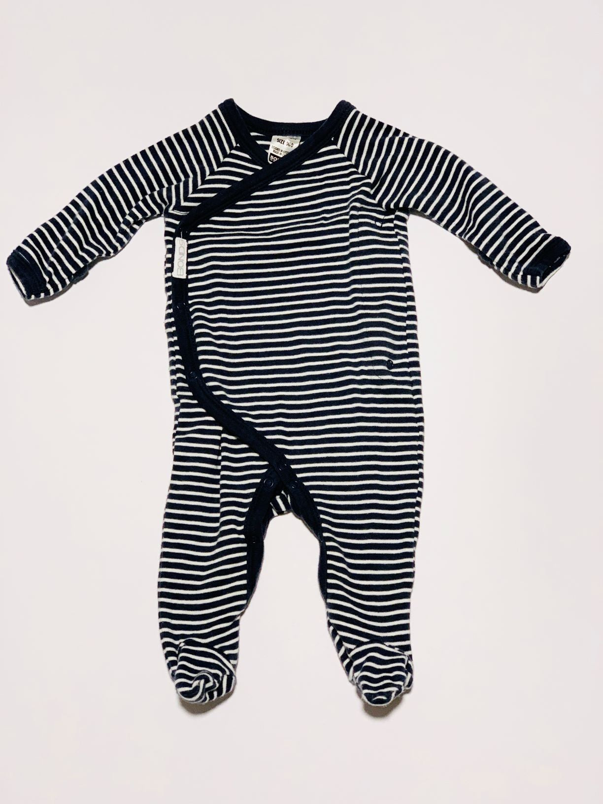 Cross-over onesie - Size 000