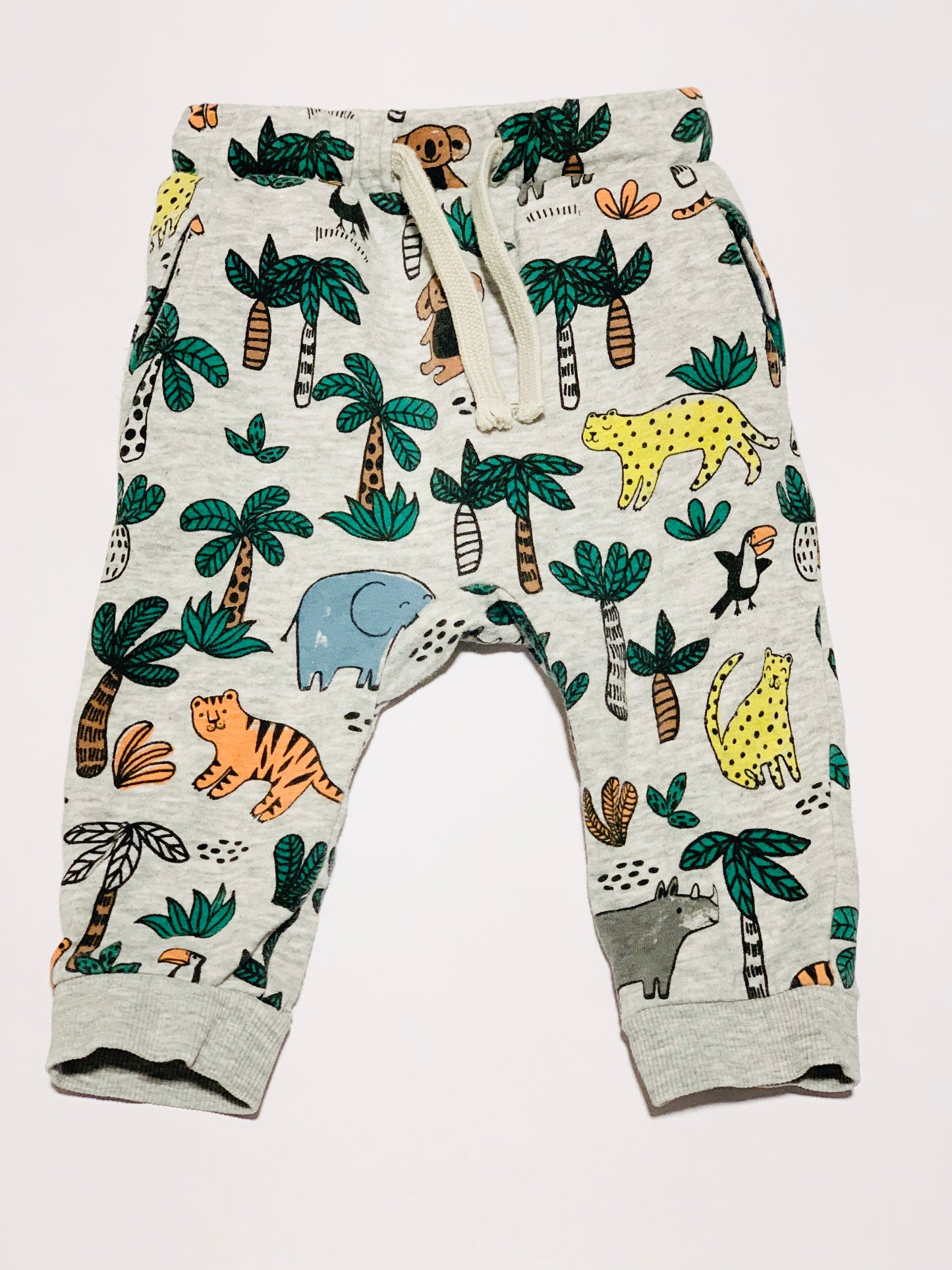 Jungle trackies - Size 00