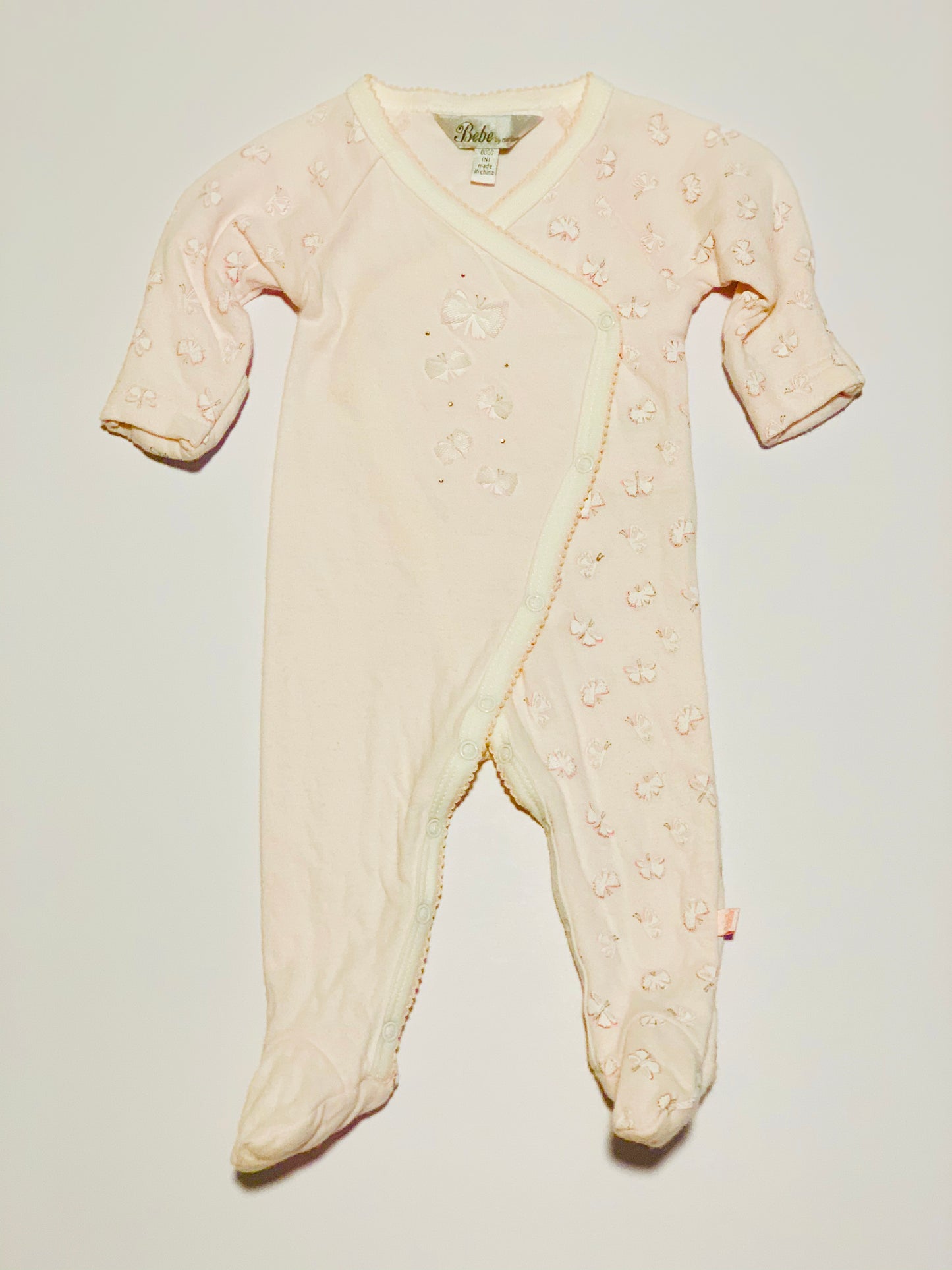 Pink butterfly onesie - Size 0000
