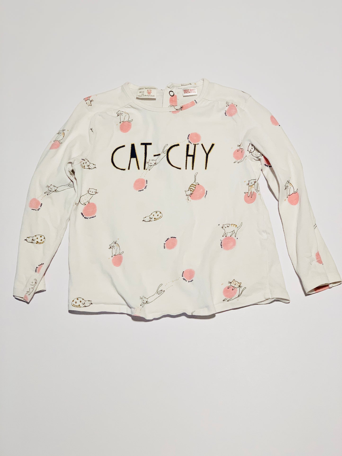 White Cat-Chy top - Size 2-3