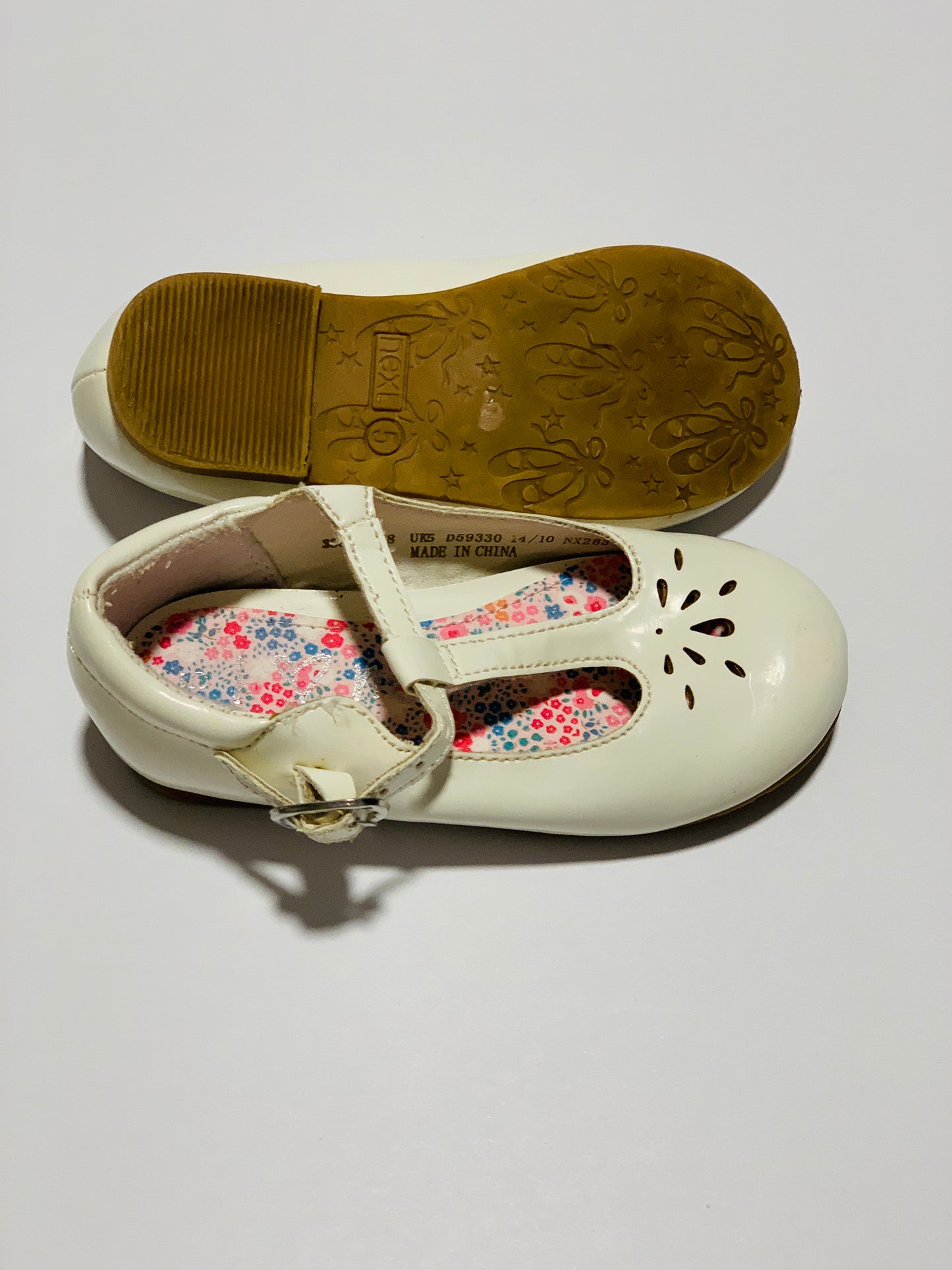 White T-bar shoes - Size UK 5