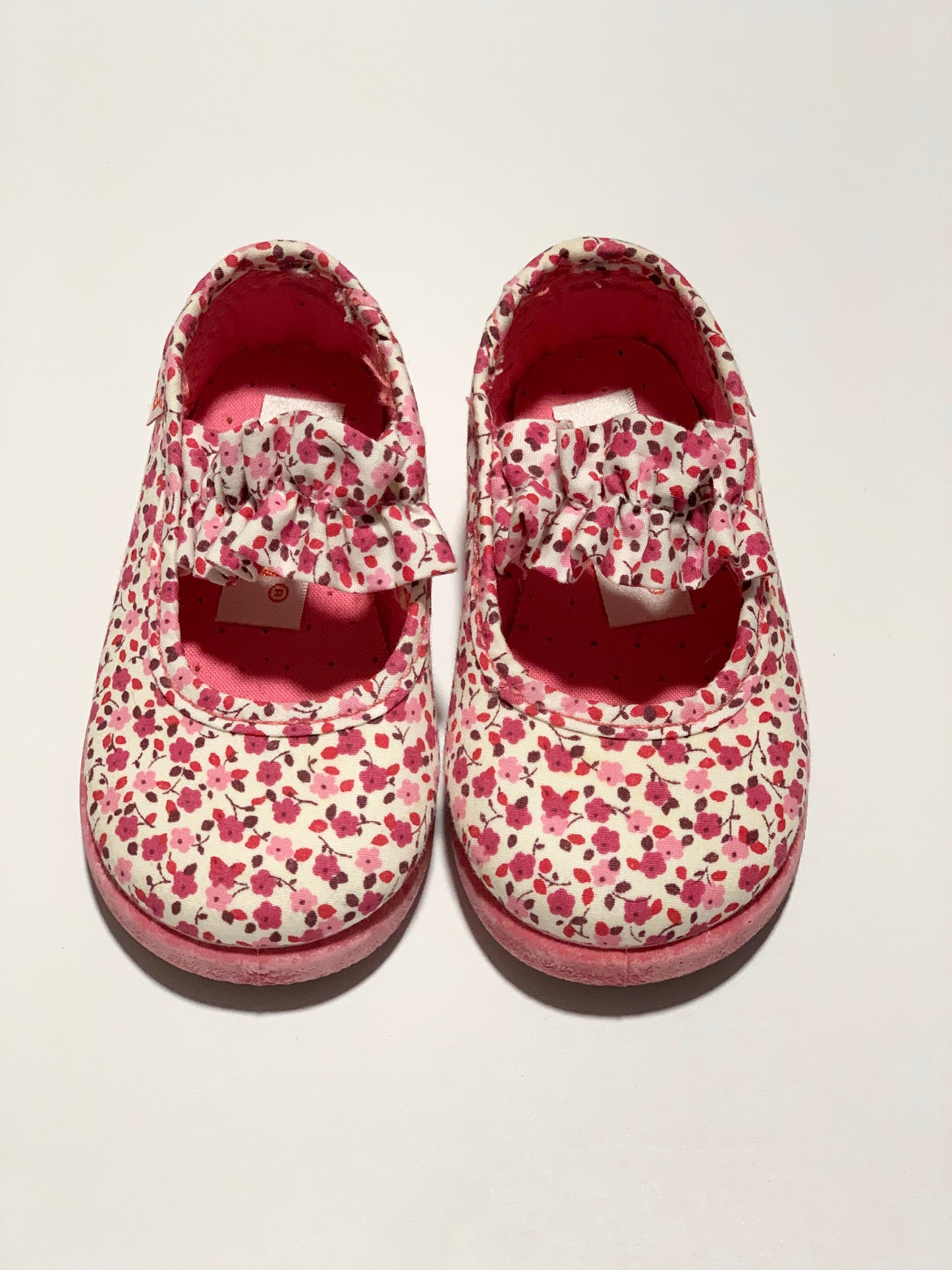 Flower Maryjanes - Size 6-12 months