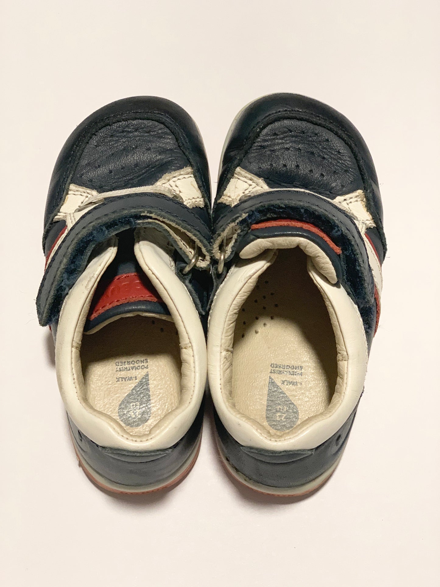 Navy leather I-Walk shoes- size EU 23
