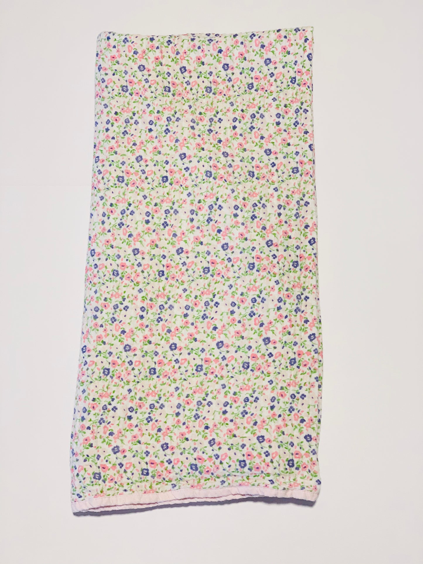 Flower organic cotton muslin wrap