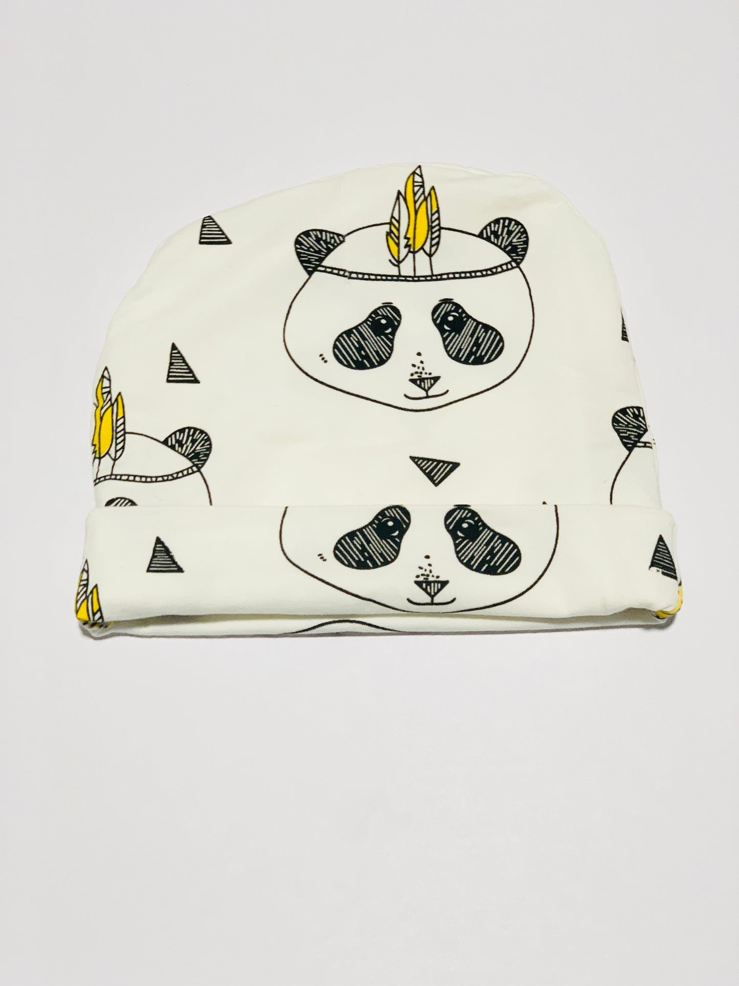 Stretchy panda beanie - Size 6-12 months