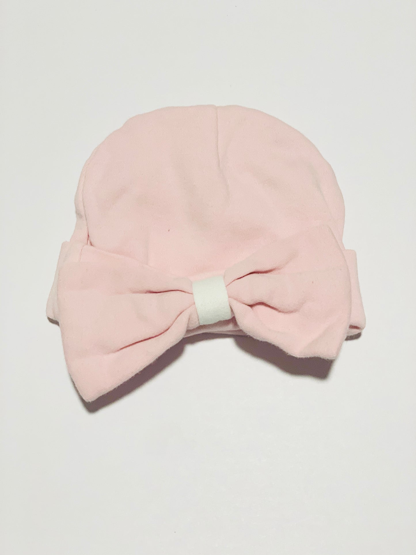 Pink bow beanie - Size newborn