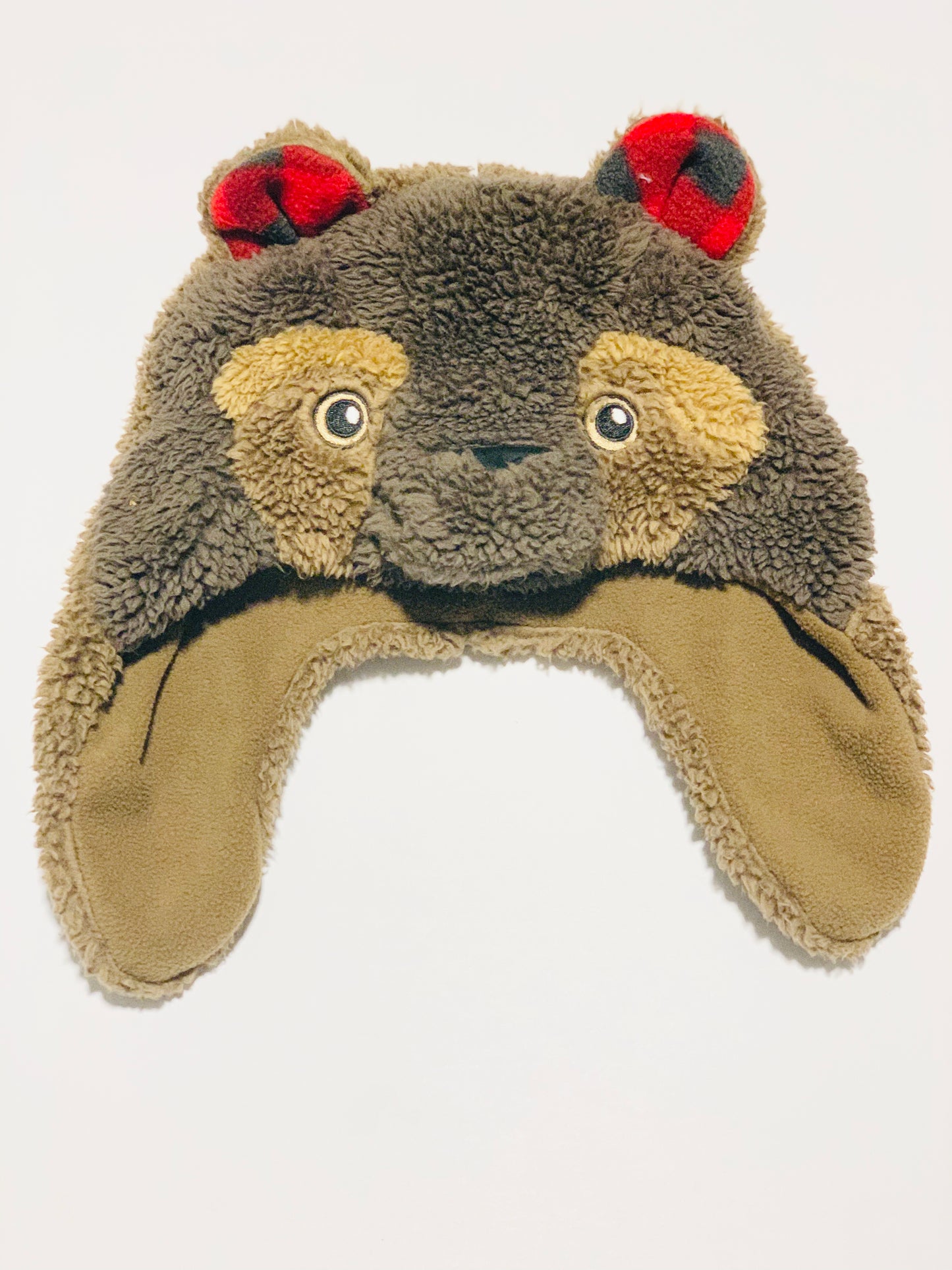 Fluffy bear beanie - Size 2-3 years