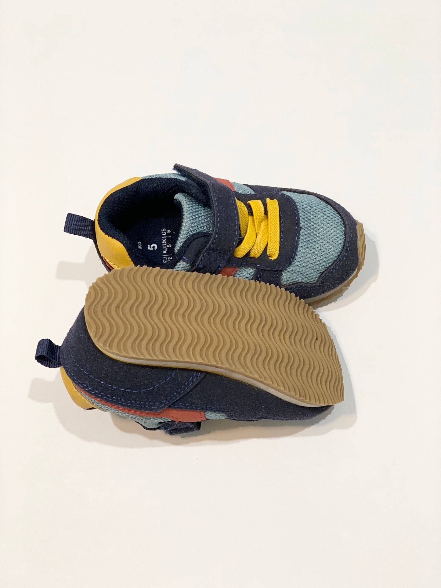 Casual sneakers - Size AU5