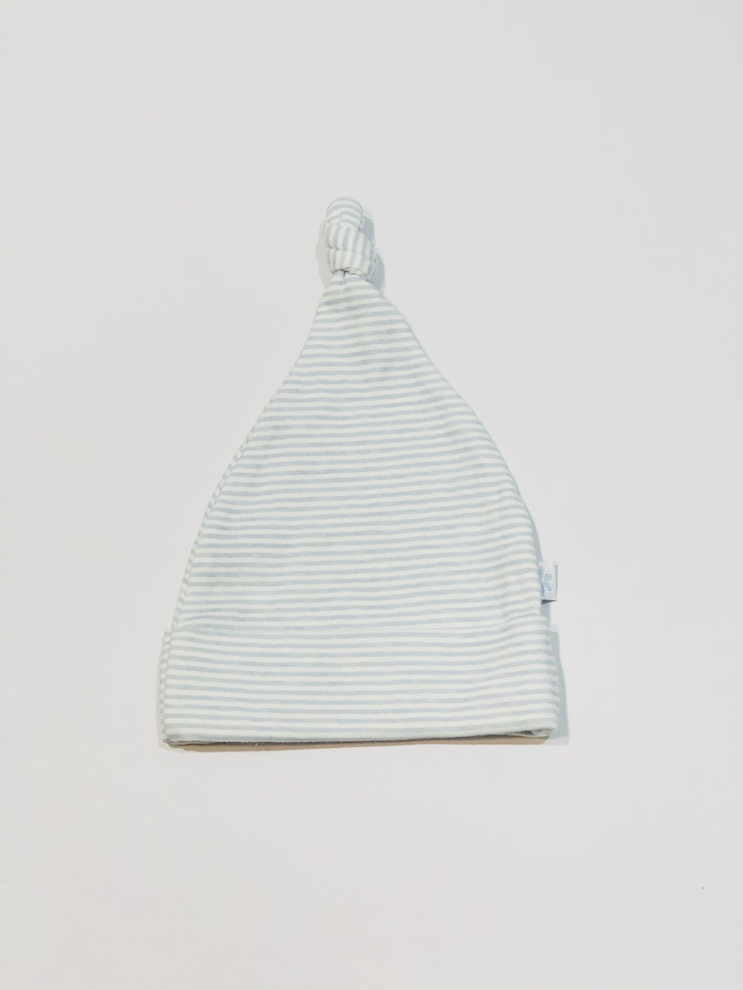 Blue stripe beanie - Size small