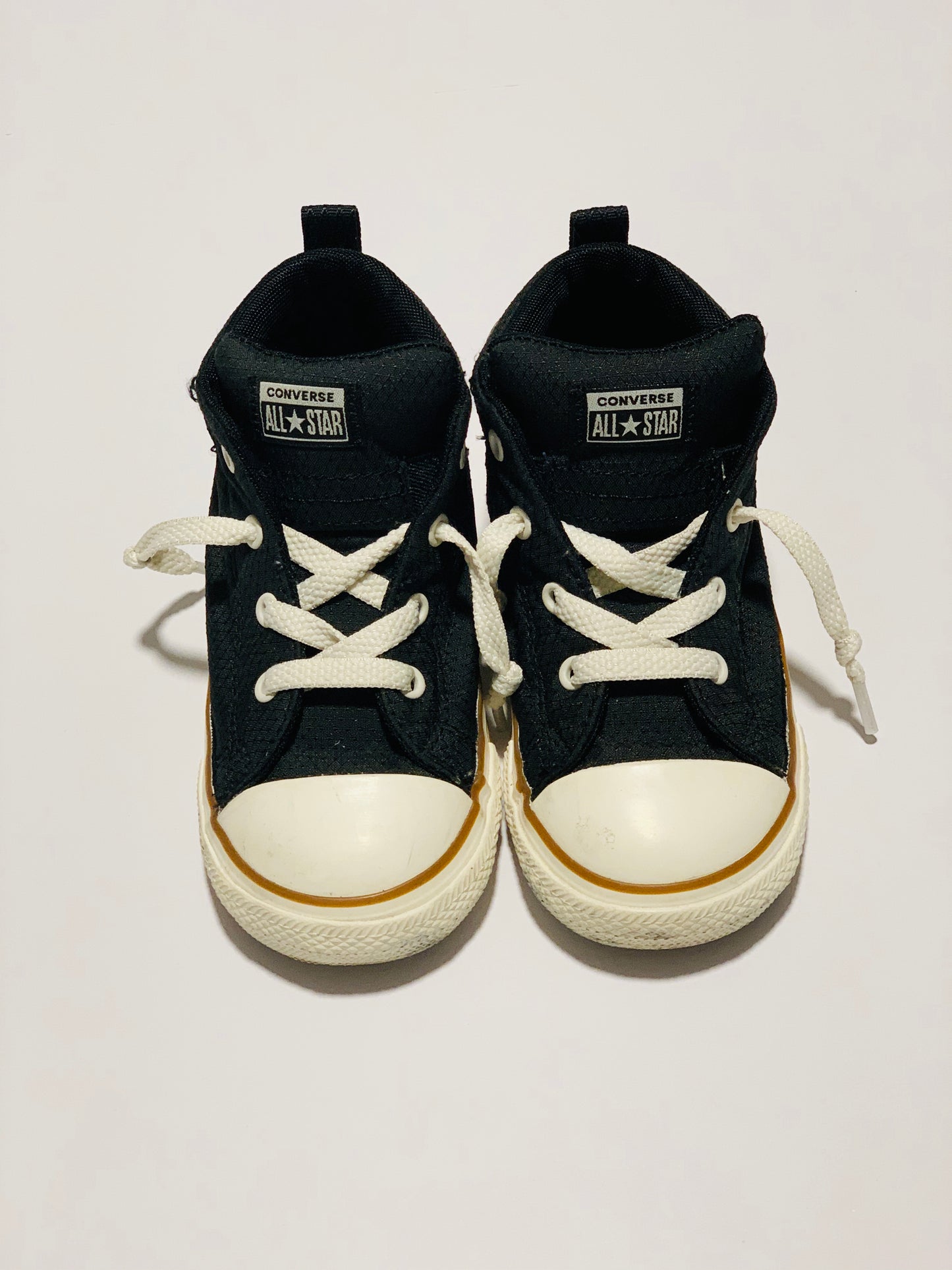 Black All Star chucks - Size US10