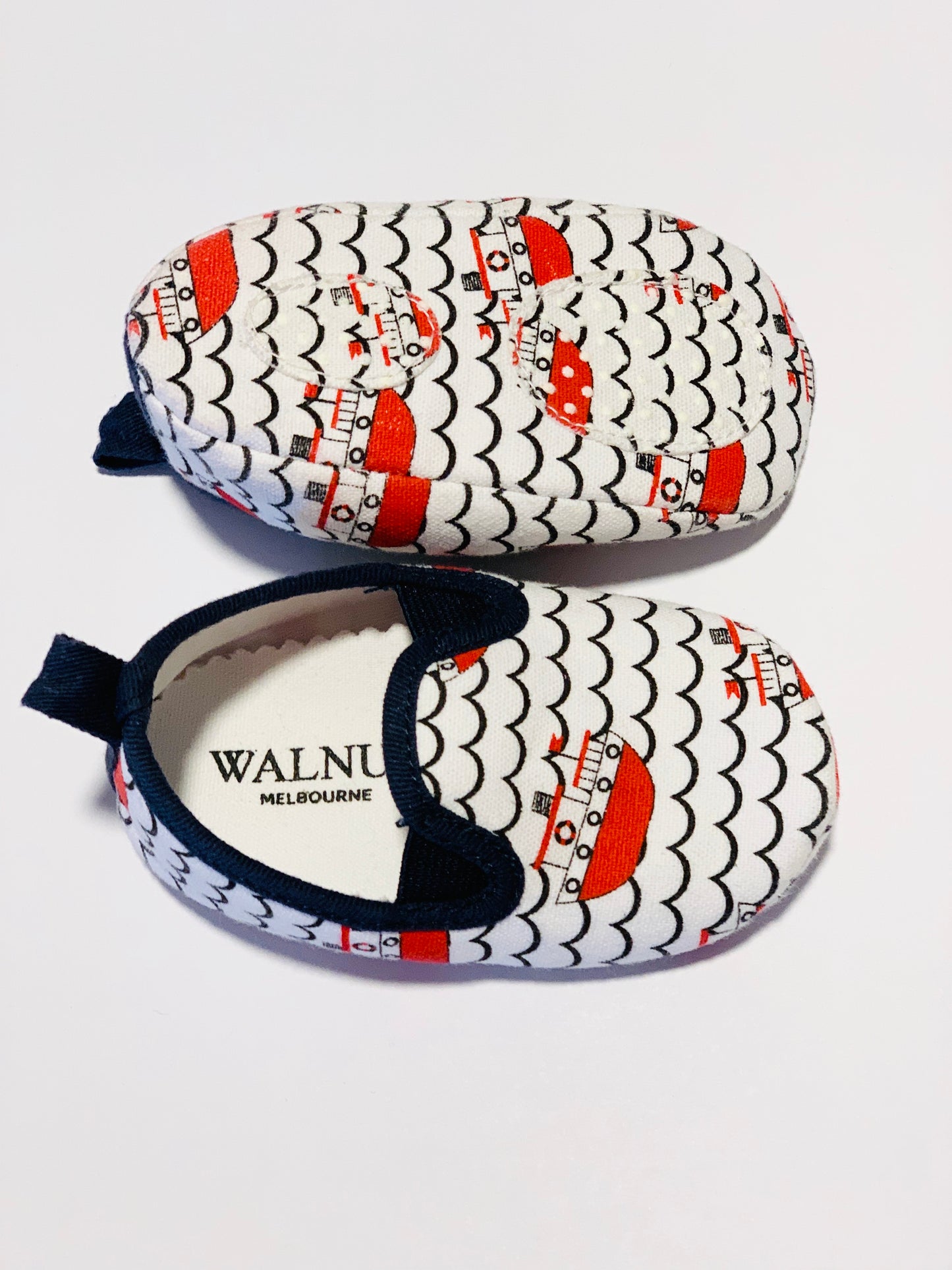 Canvas shoes - Size small