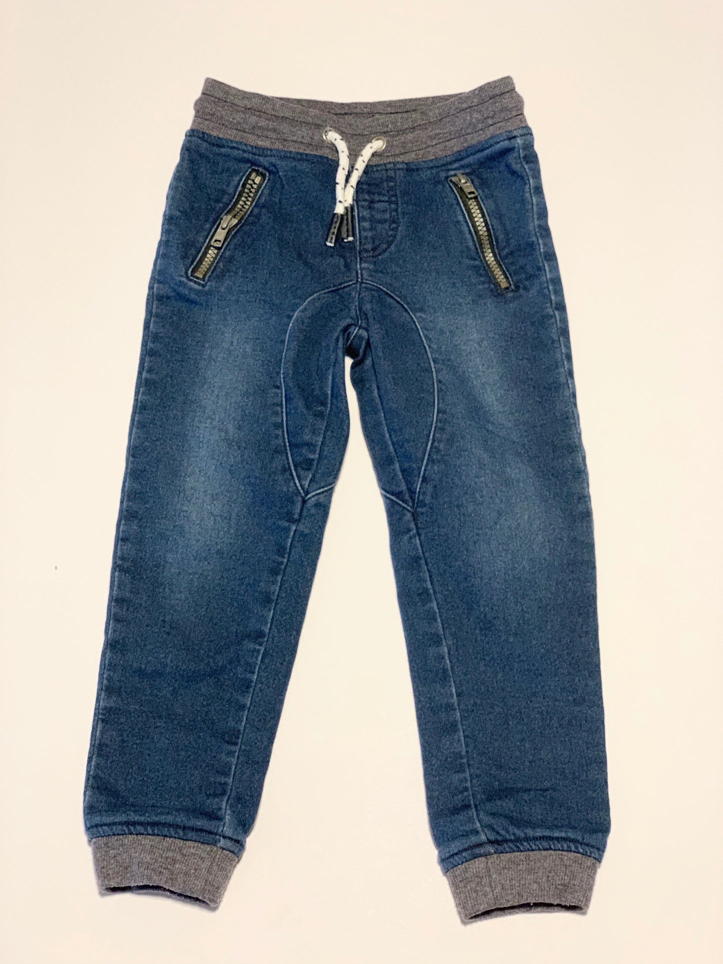 Soft denim jeans - Size 4