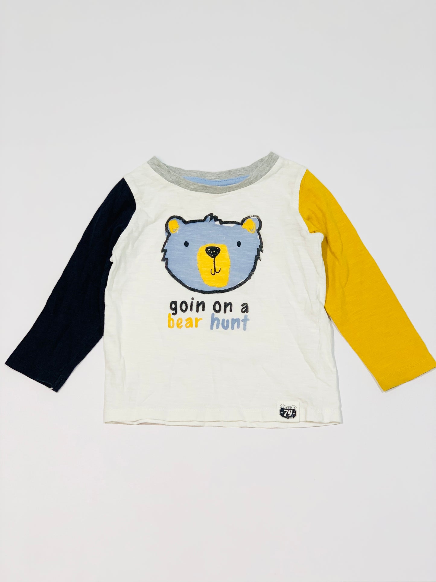 Bear hunt top - Size 0