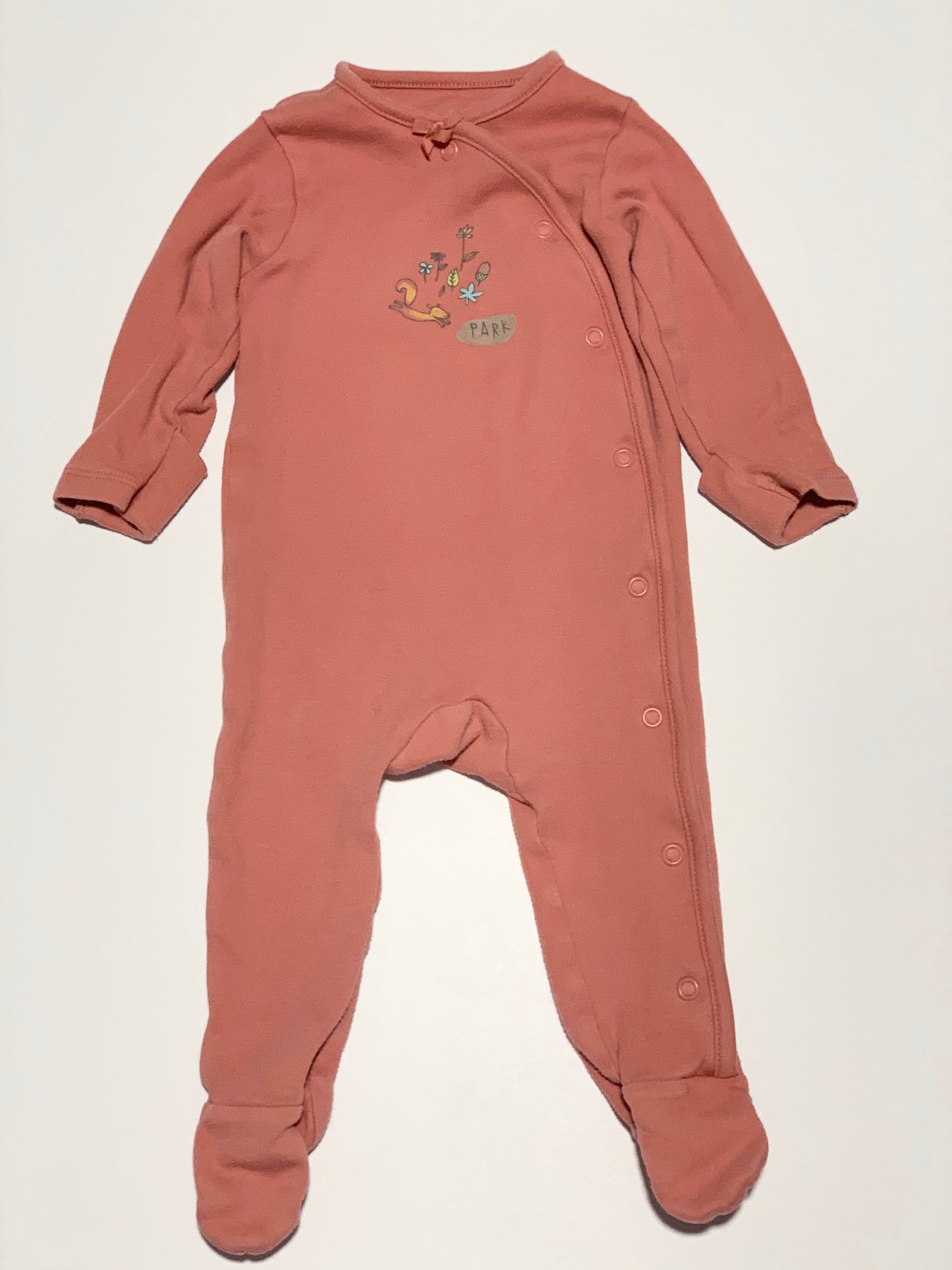 Cinnamon squirrel onesie - Size 00