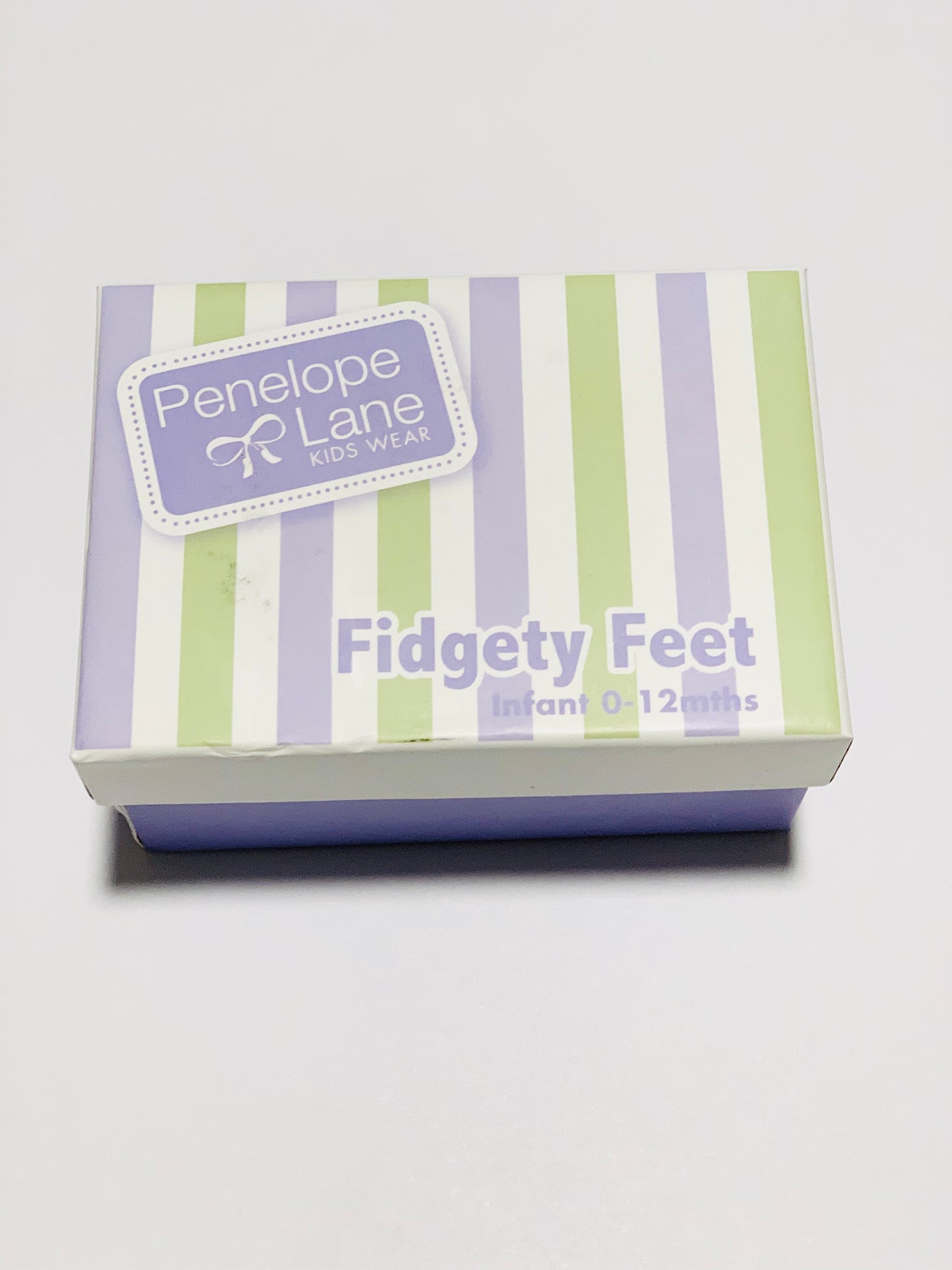 Box of 6 socks brand new - Size 0-12 months