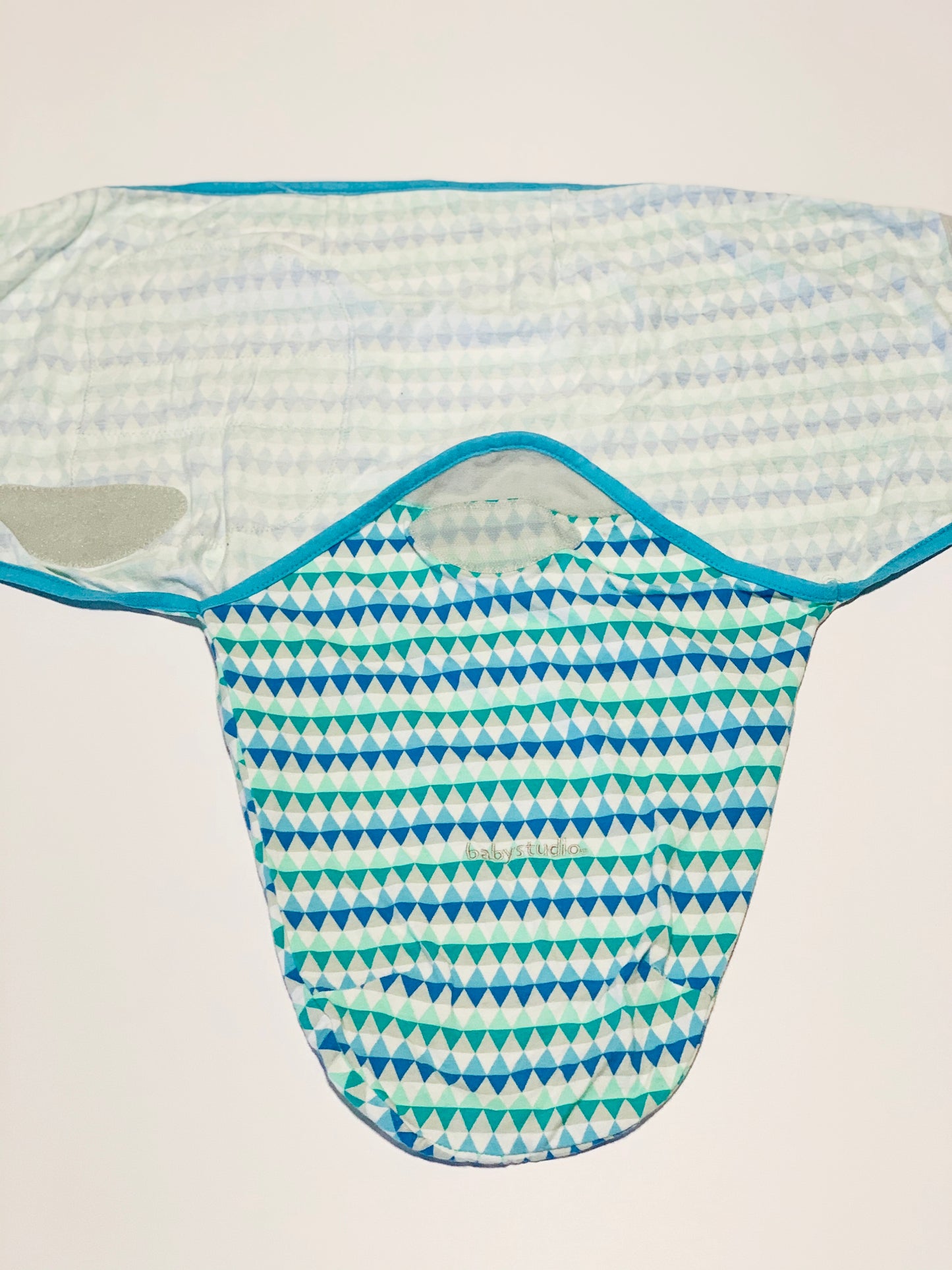 Aztec print swaddlewrap - Size 3-9 months