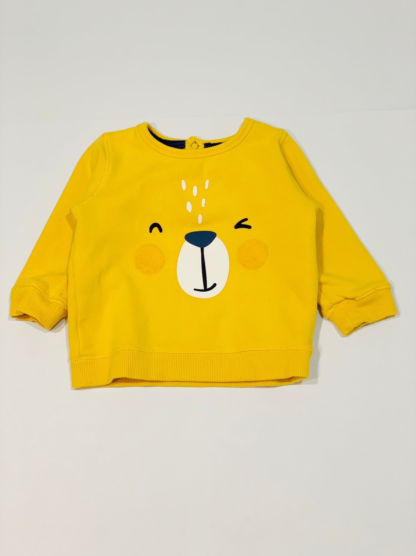 Yellow sweater - Size 00