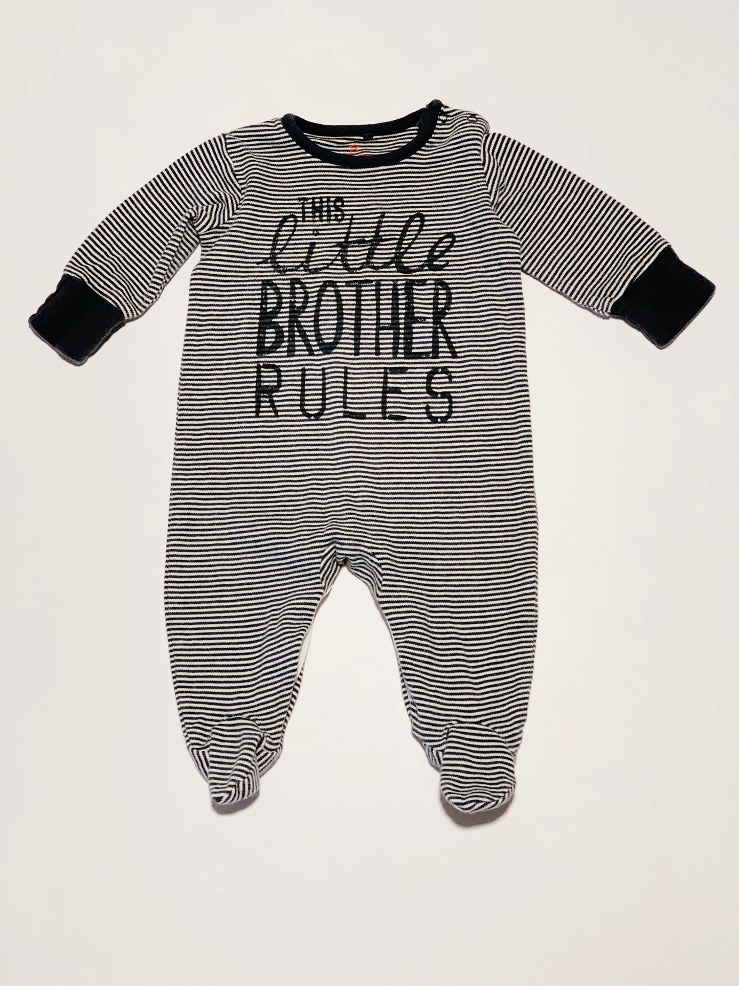 This little brother onesie - Size 000