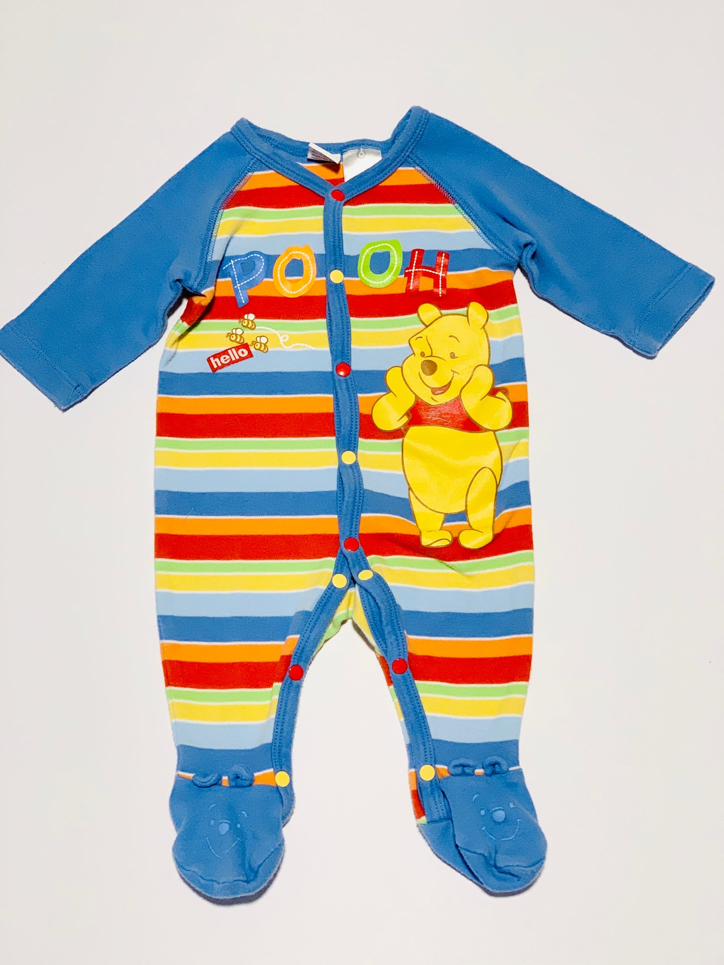 Winnie the Pooh onesie - Size 000