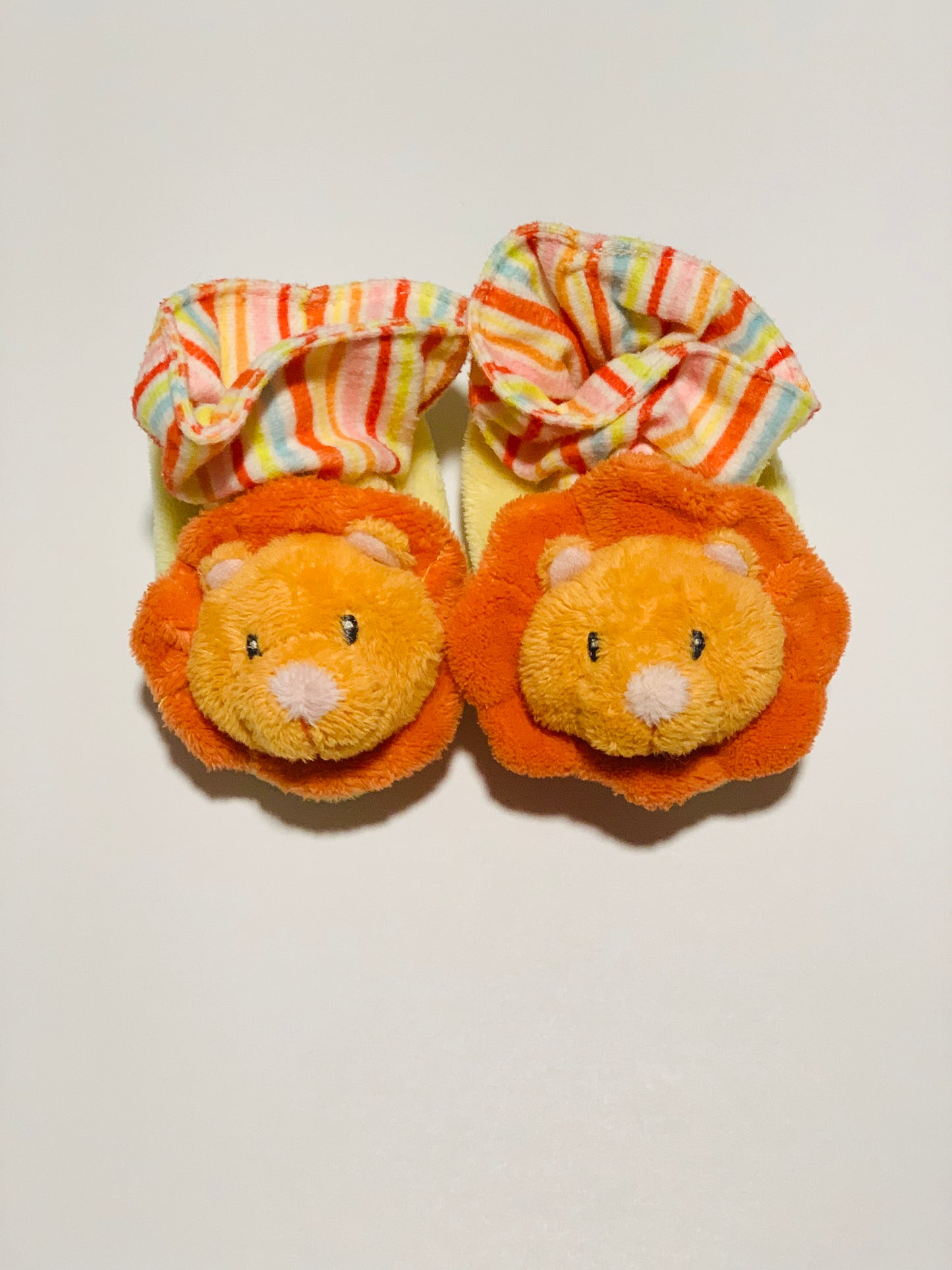 Lion booties - Size 6 months
