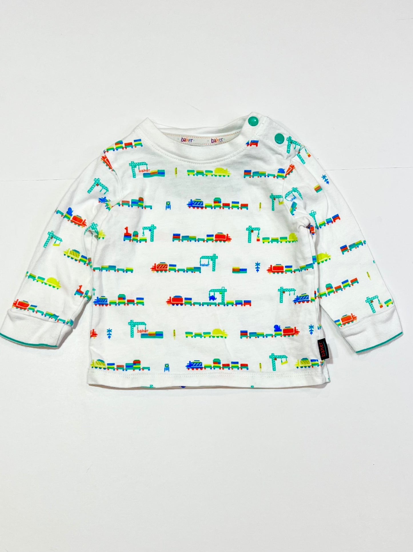 Cranes and trains top - Size 00