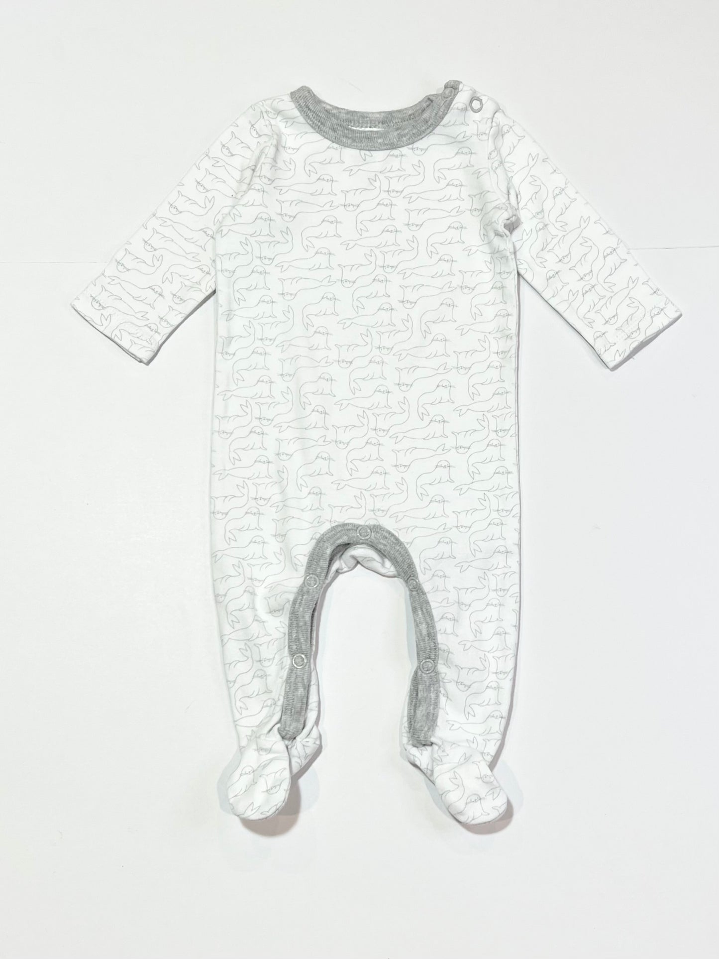 Grey seals onesie - Size 000