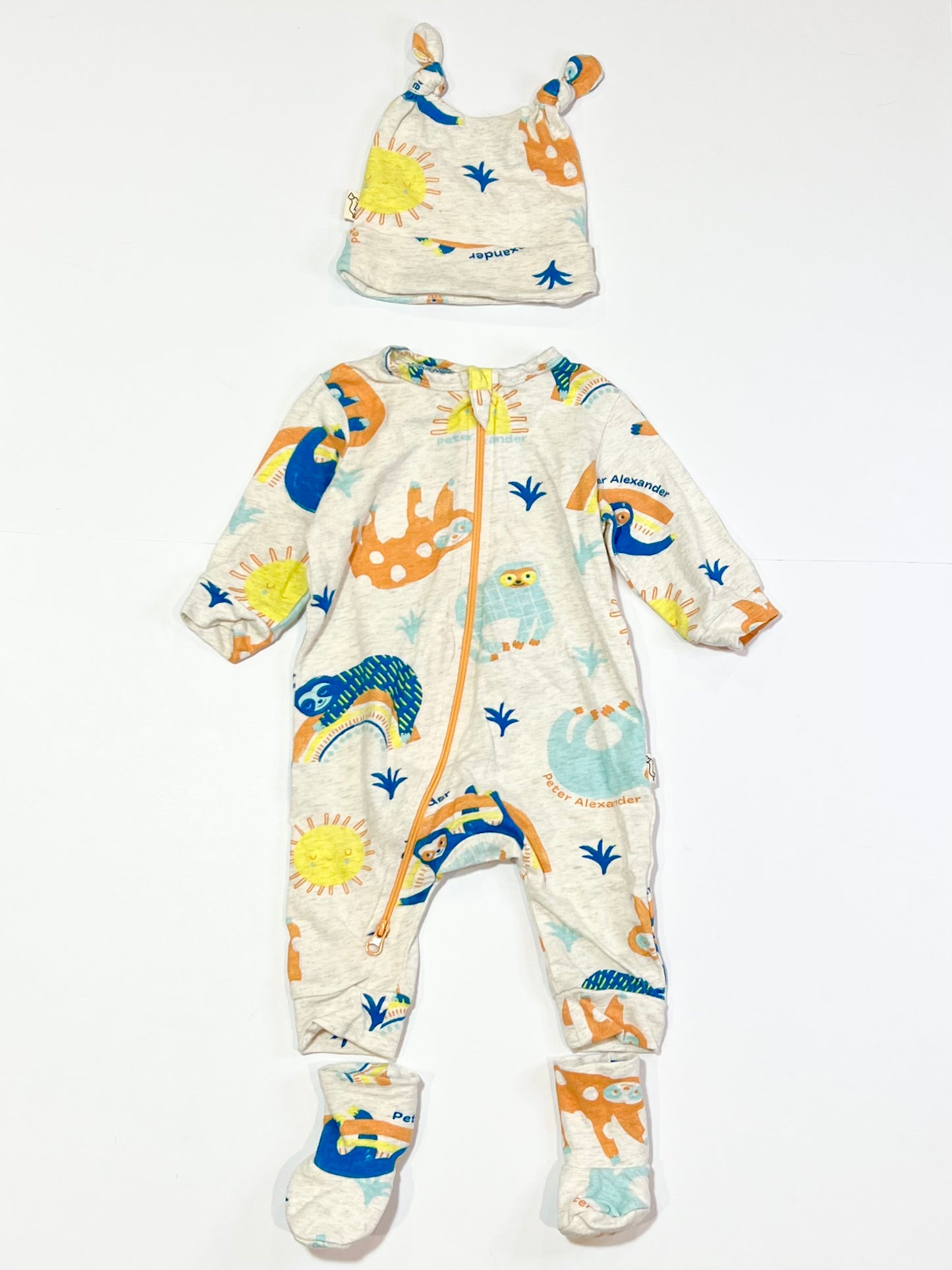 Sloth zip onesie set - Size 000