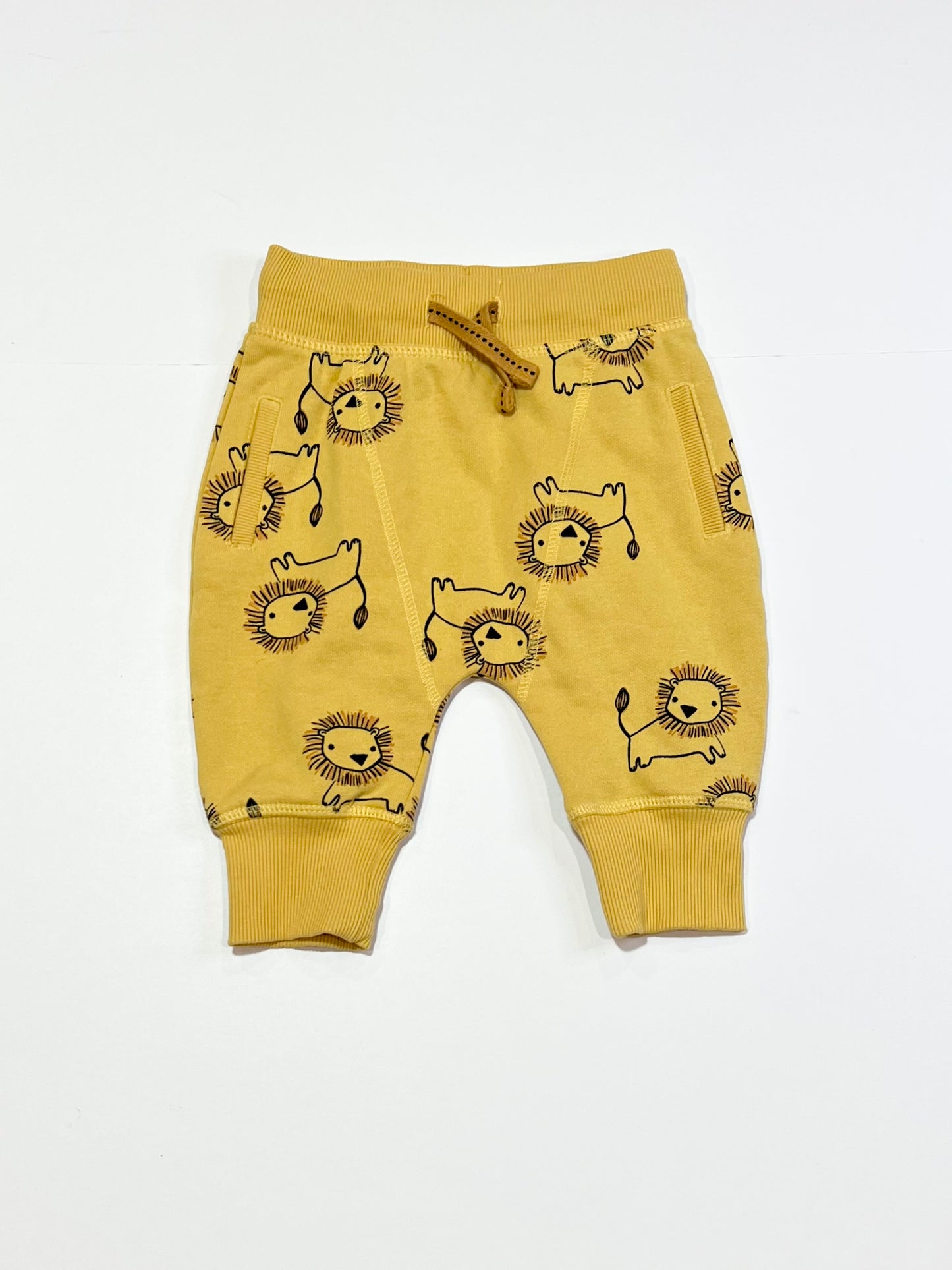 Lions trackies - Size 00