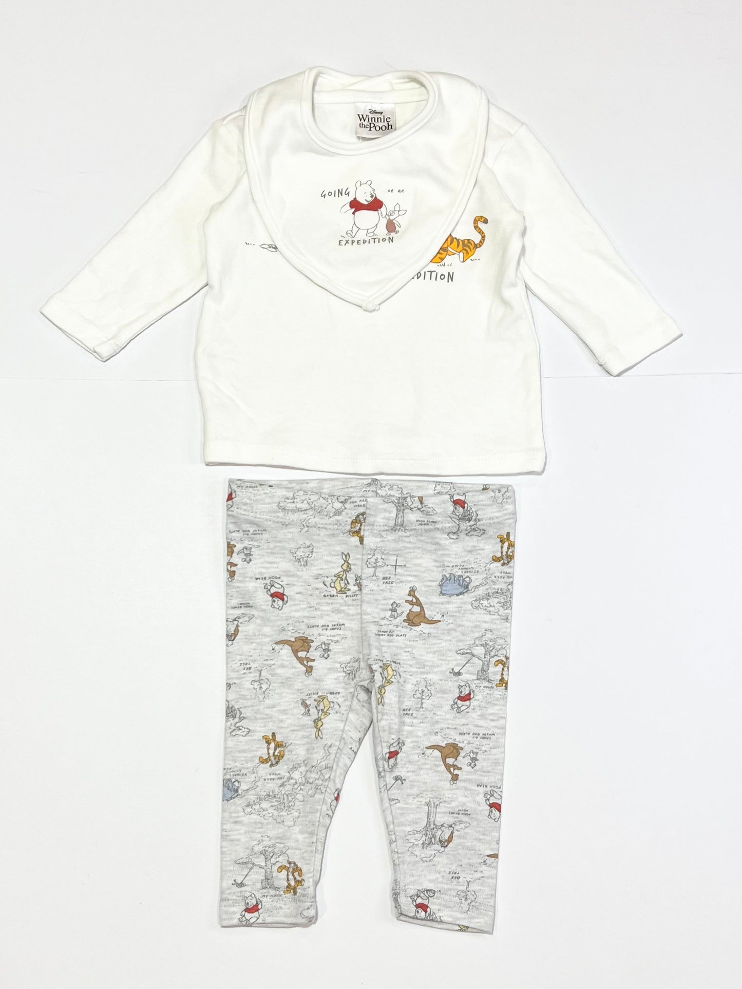 Winnie the Pooh set - Size 00