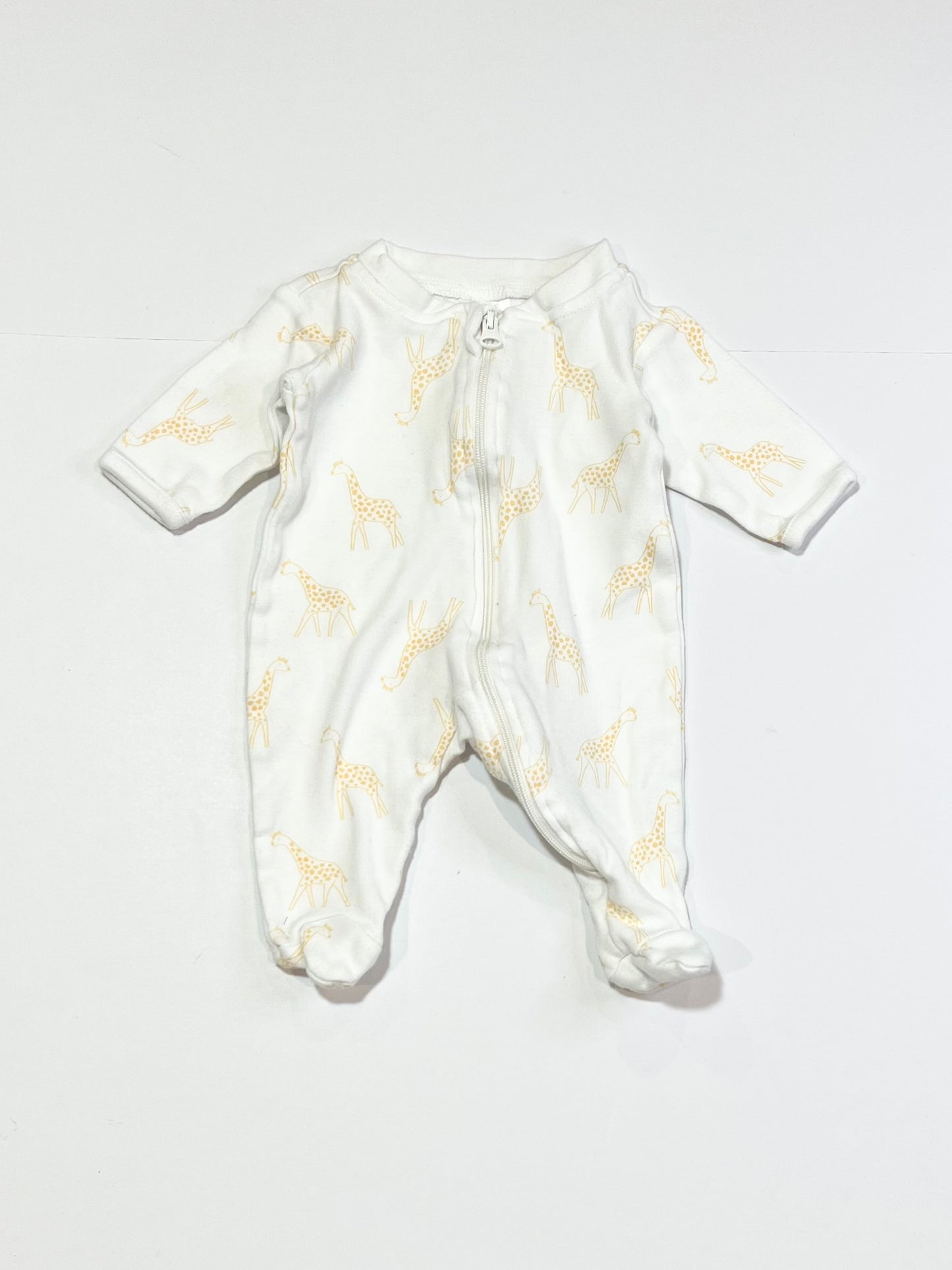 Giraffes zip onesie - Size 00000