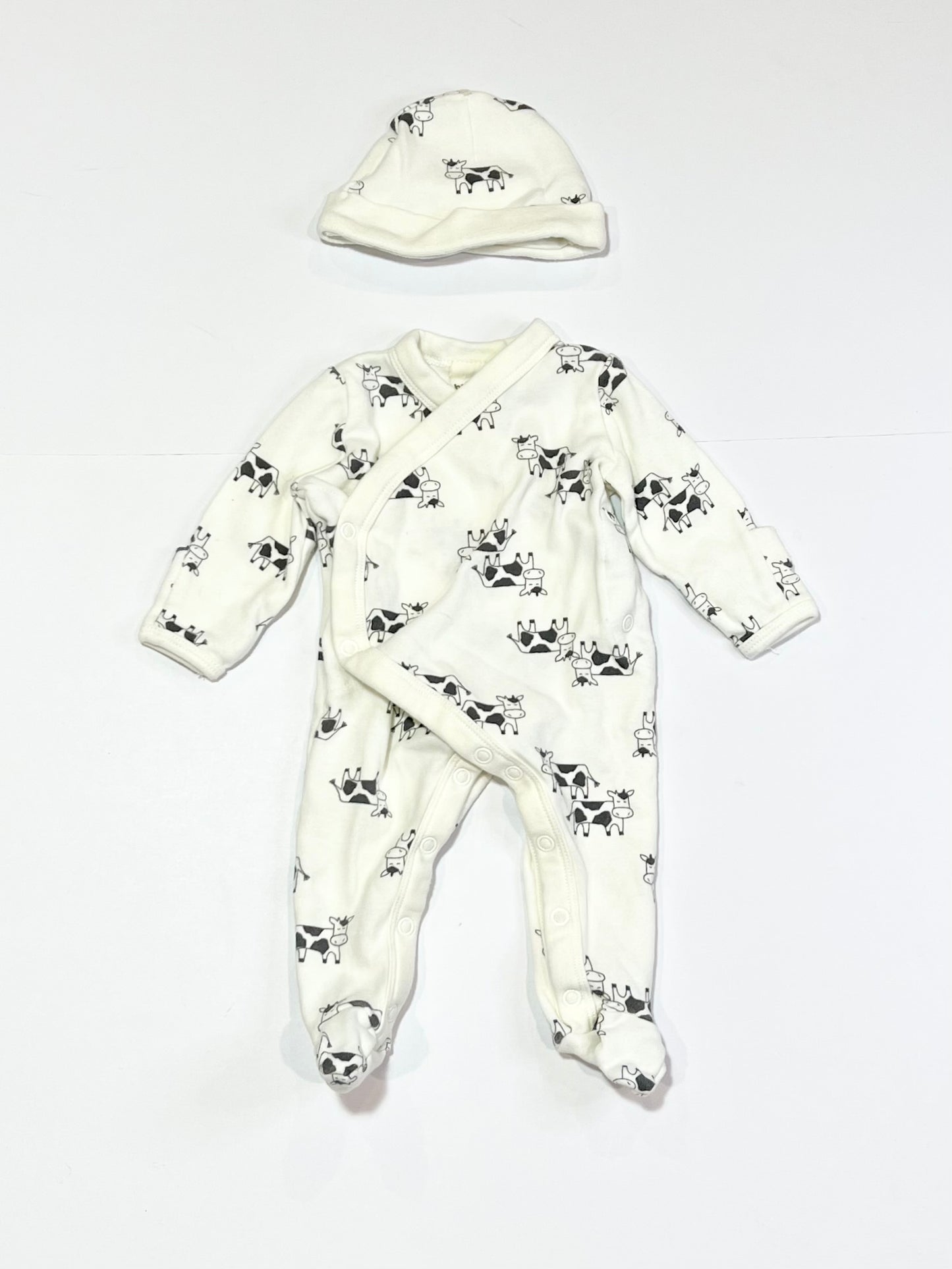 Cows onesie with beanie - Size 00000