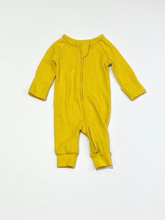 Yellow zip onesie - Size 00000