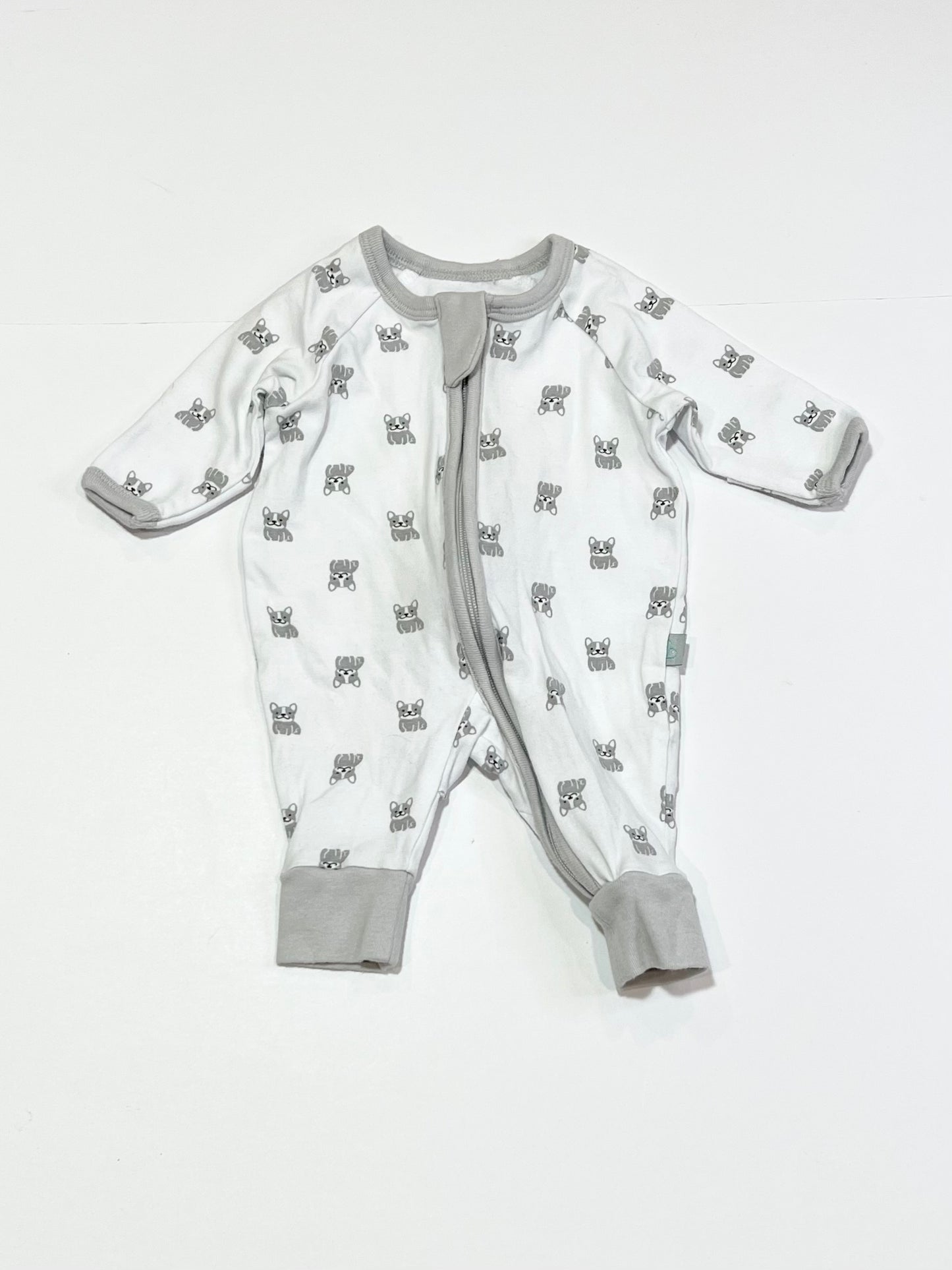 Puppies zip onesie - Size 00000