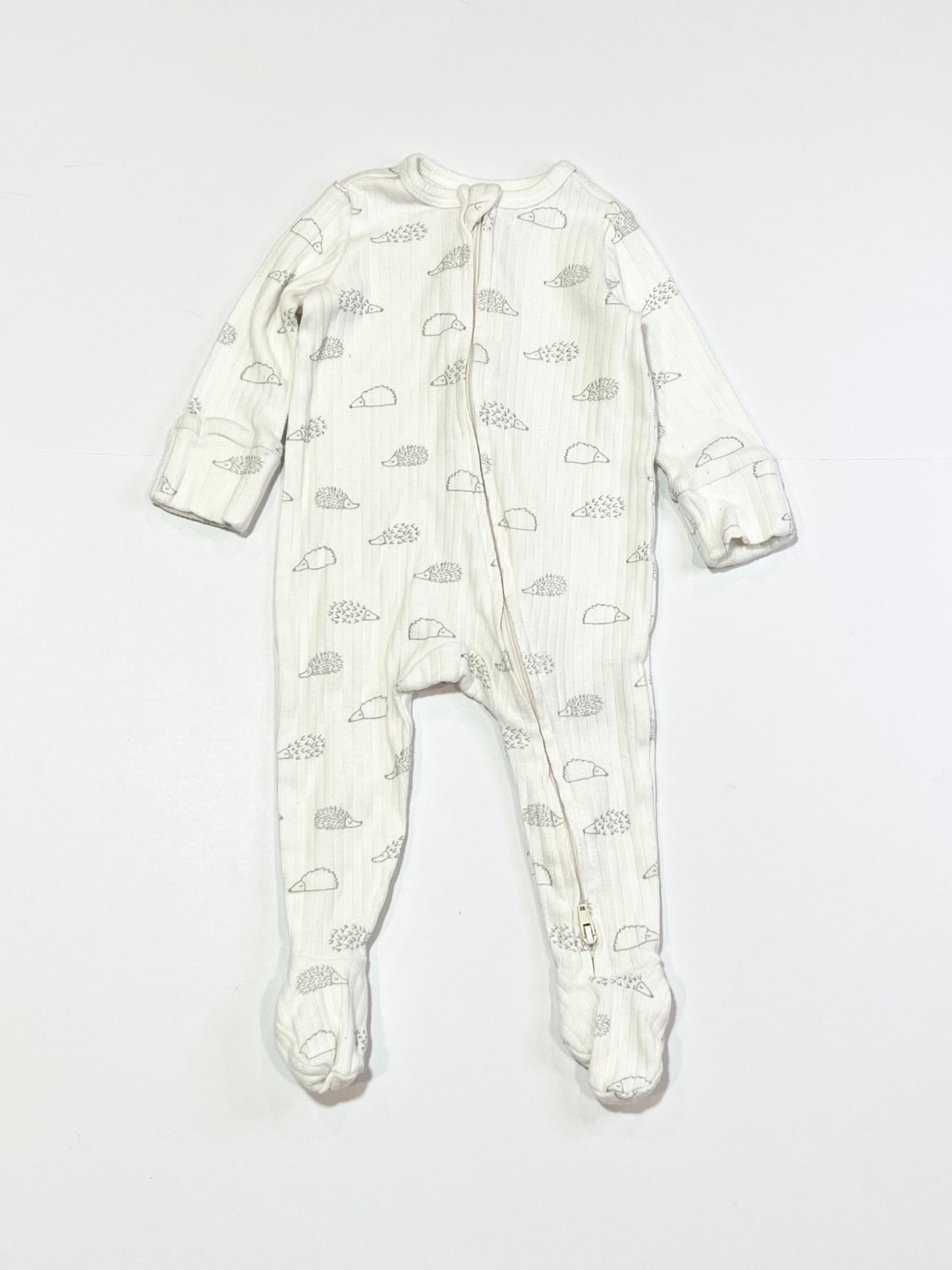 Ribbed hedgehog zip onesie - Size 000