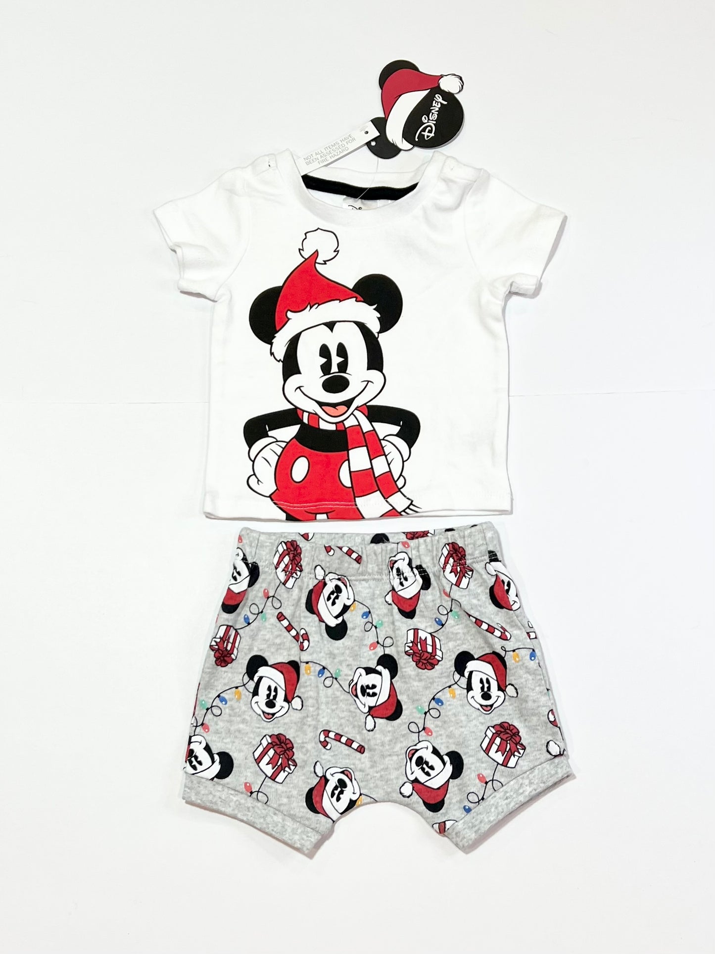 Christmas Mickey pyjamas brand new - Size 000