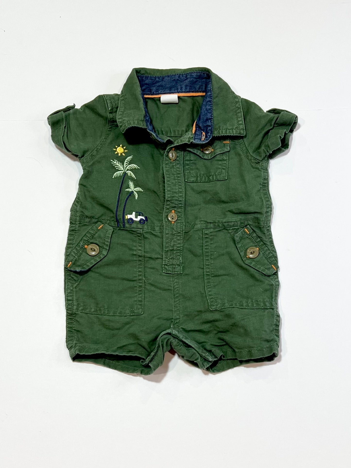 Green safari romper - Size 000