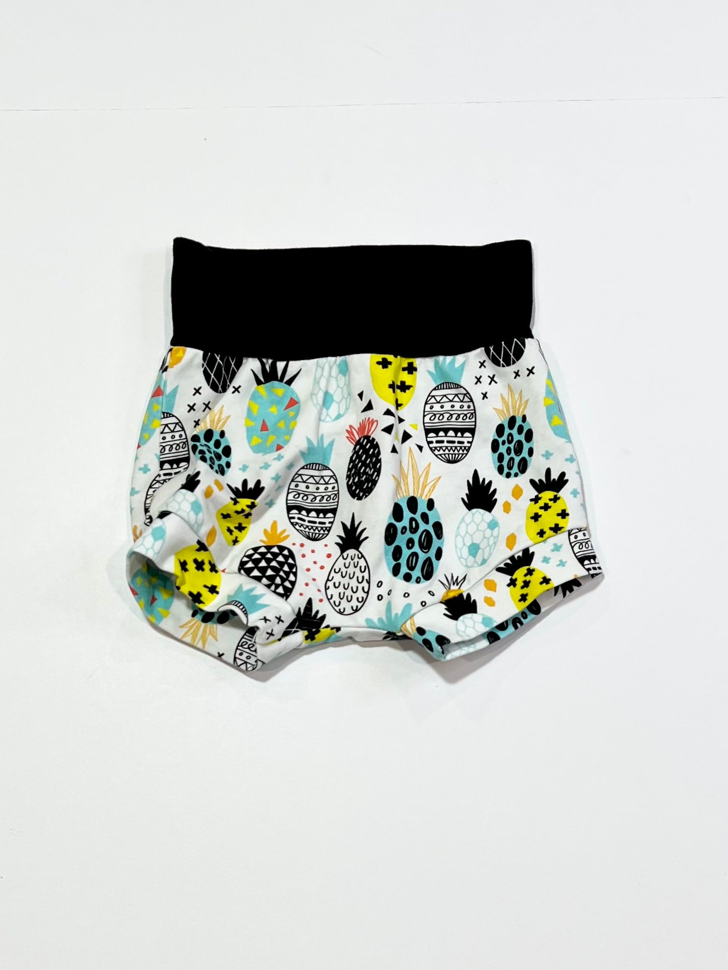 Pineapple jersey shorts - Size 00