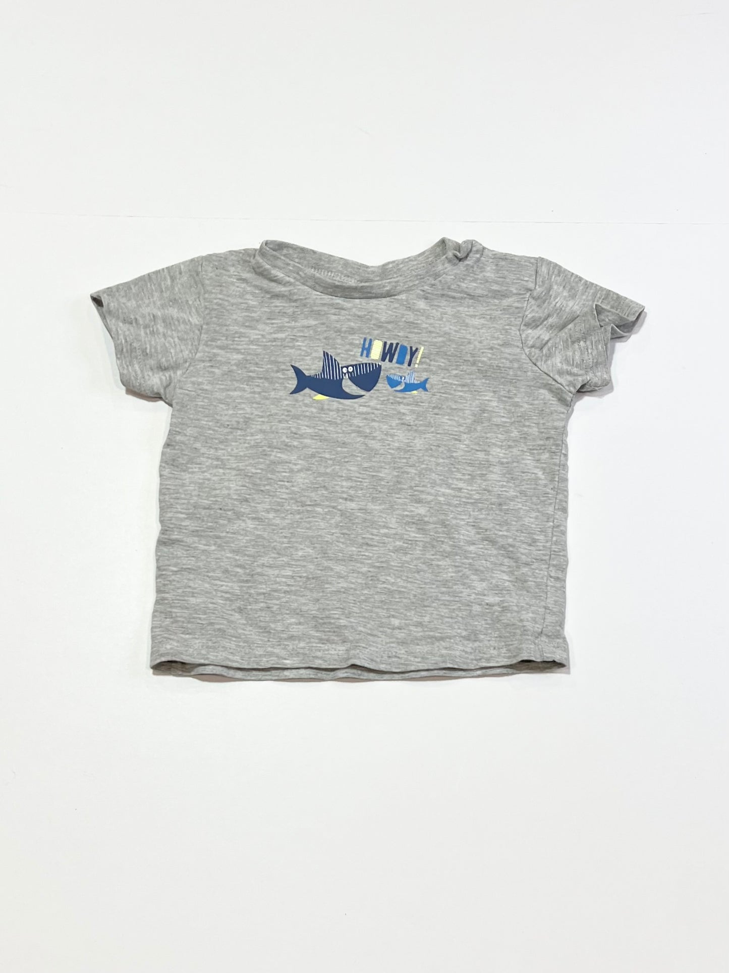 Grey shark tee - Size 00