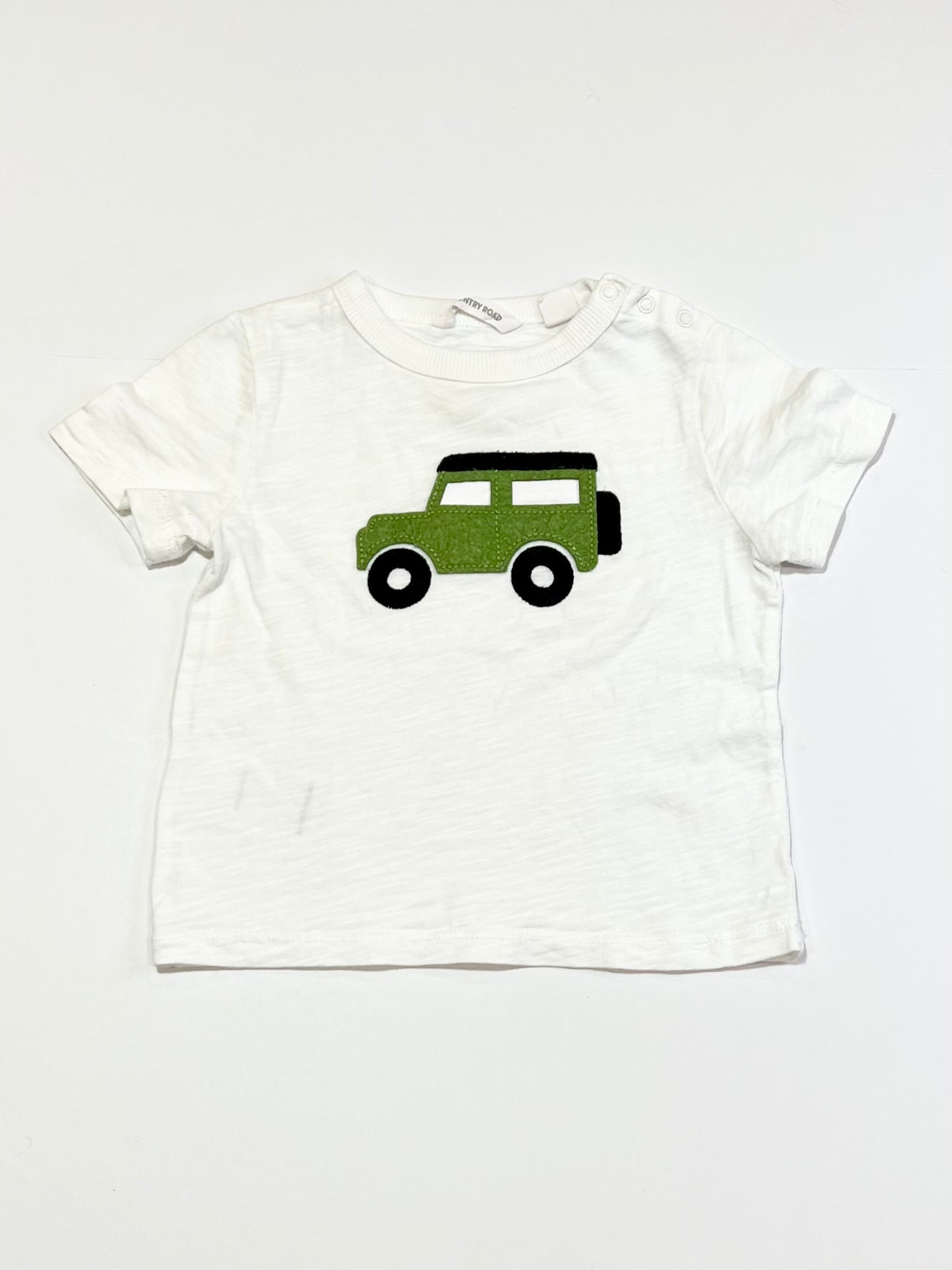 Green car applique tee - Size 1