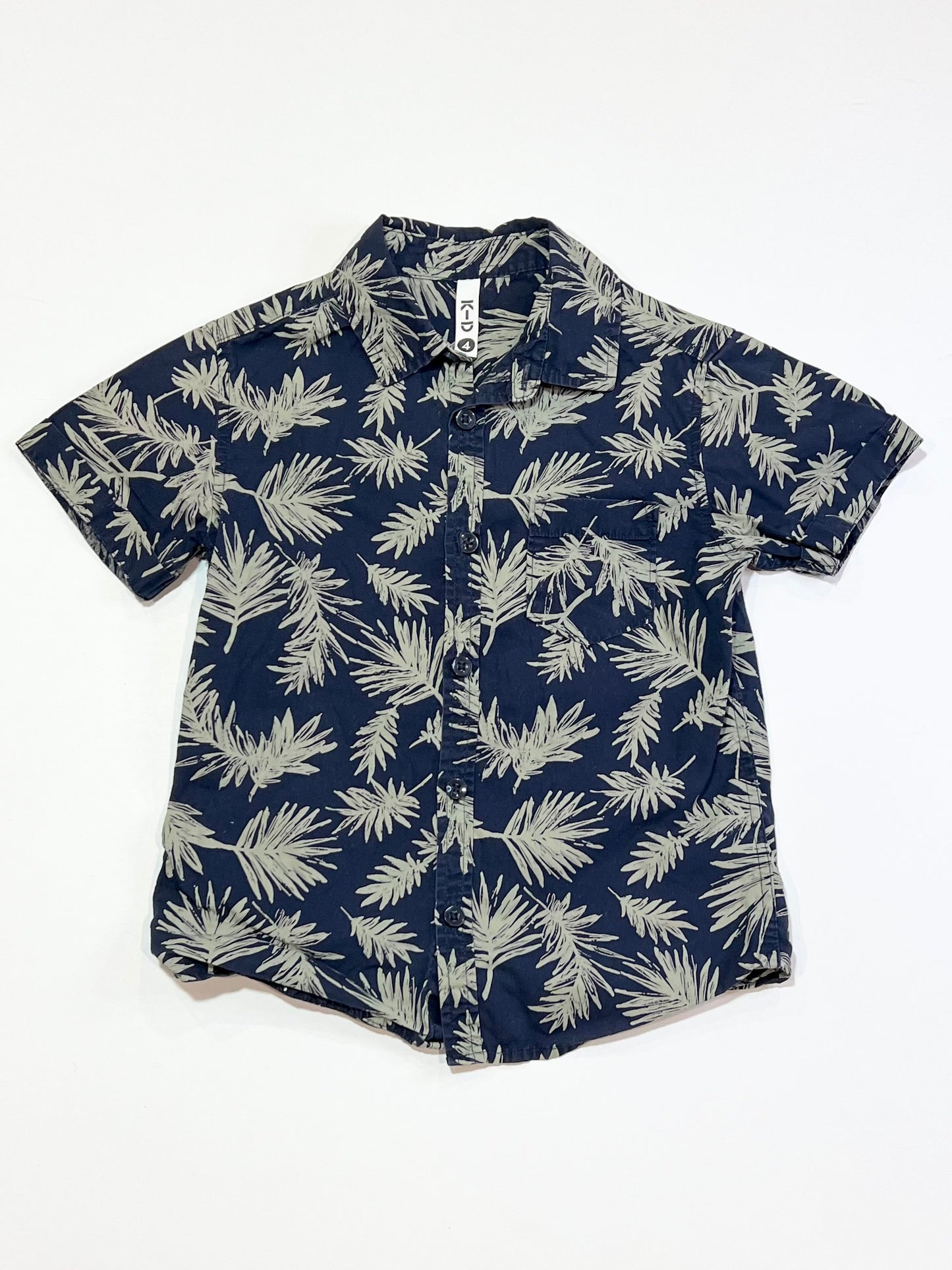 Leafy shirt - Size 4