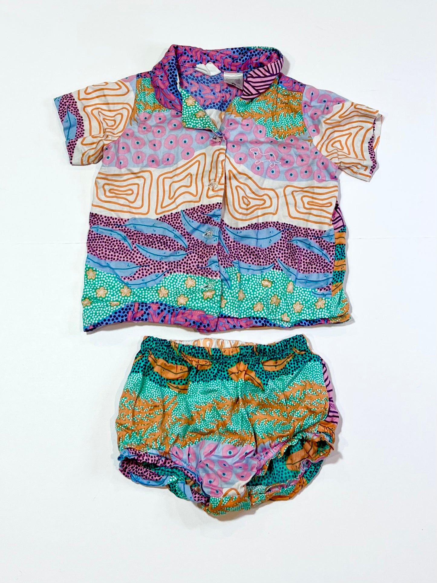 Kayannie Deniga artwork pyjamas - Size 2